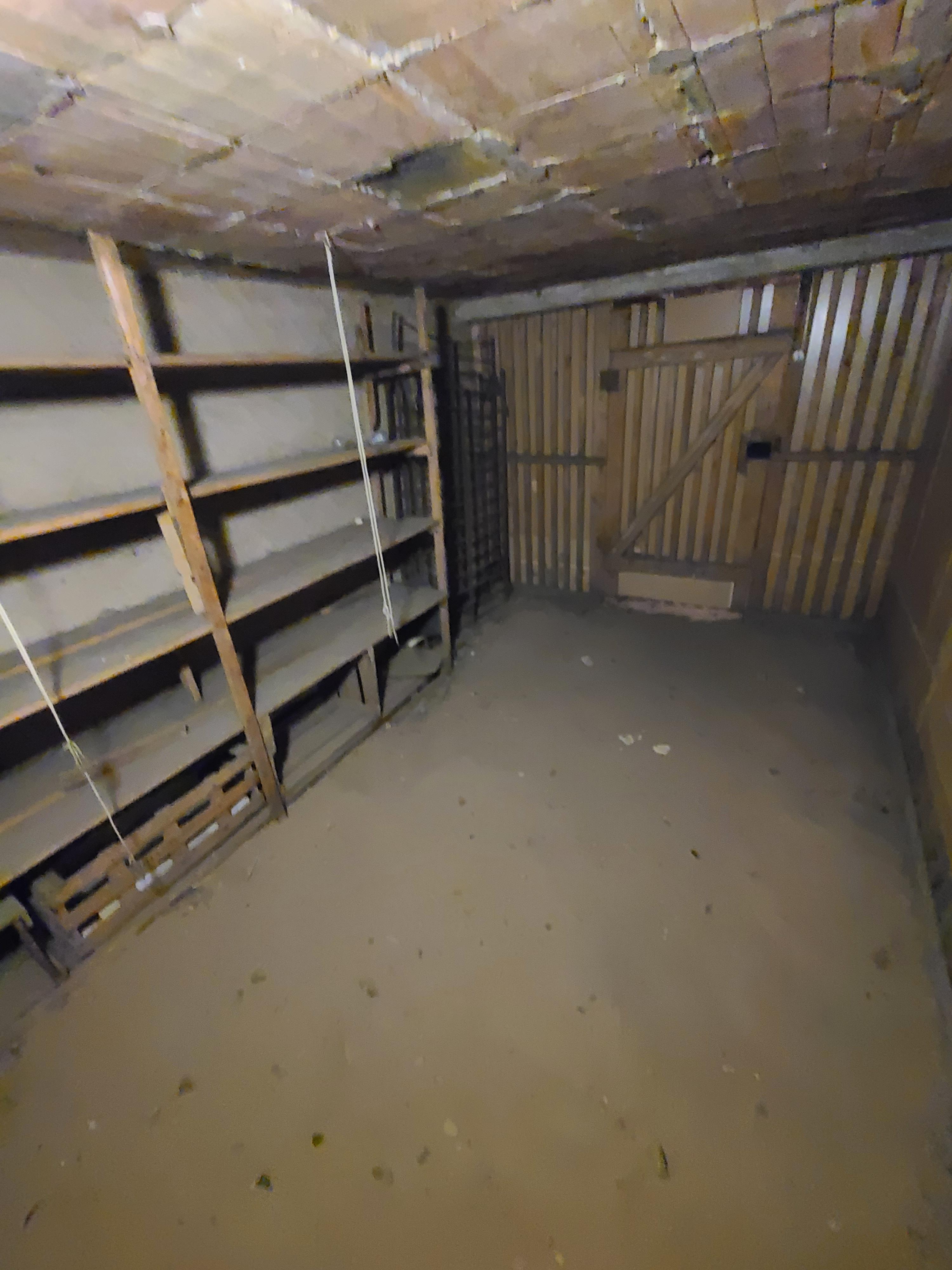 📦 À LOUER – Espaces de stockage sécurisées