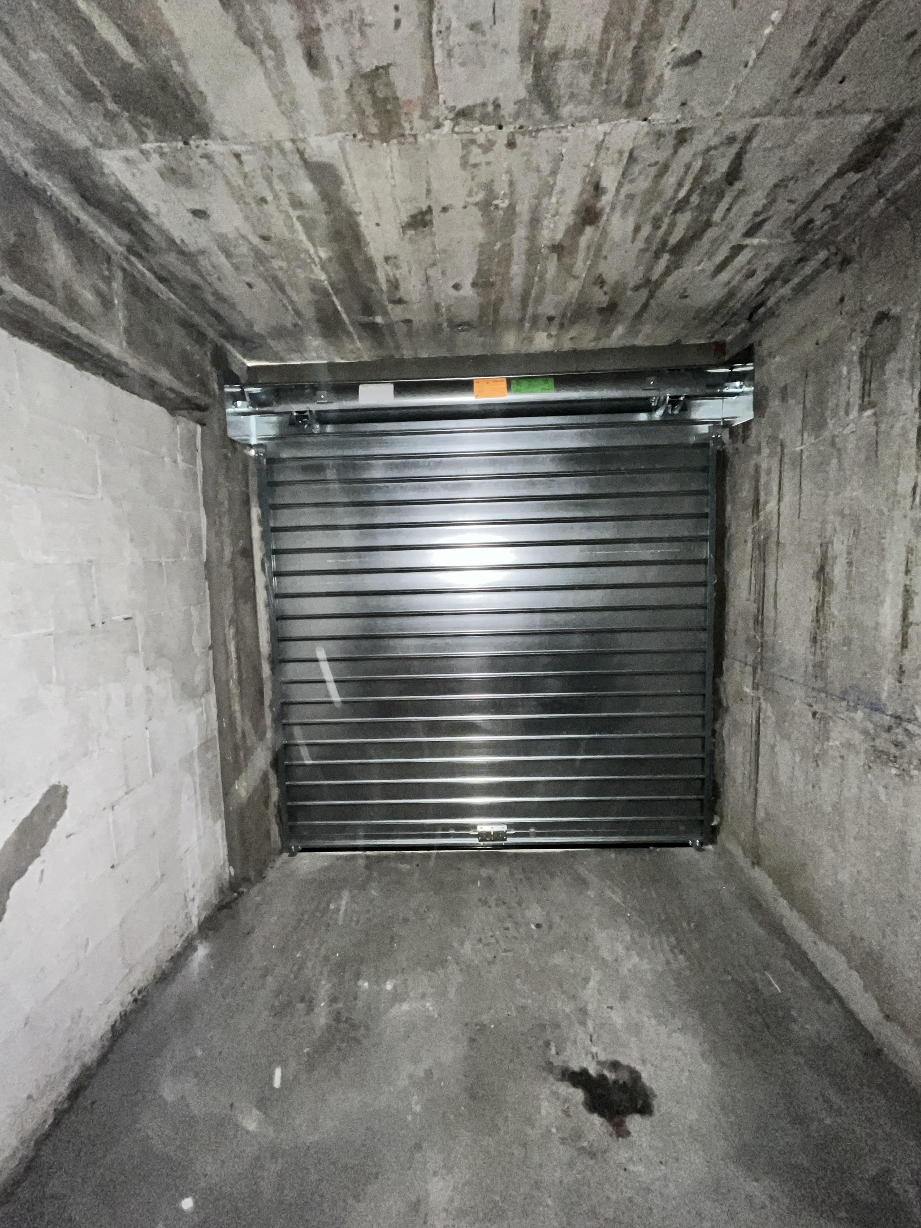 Box de stockage sécurisé 13 m2