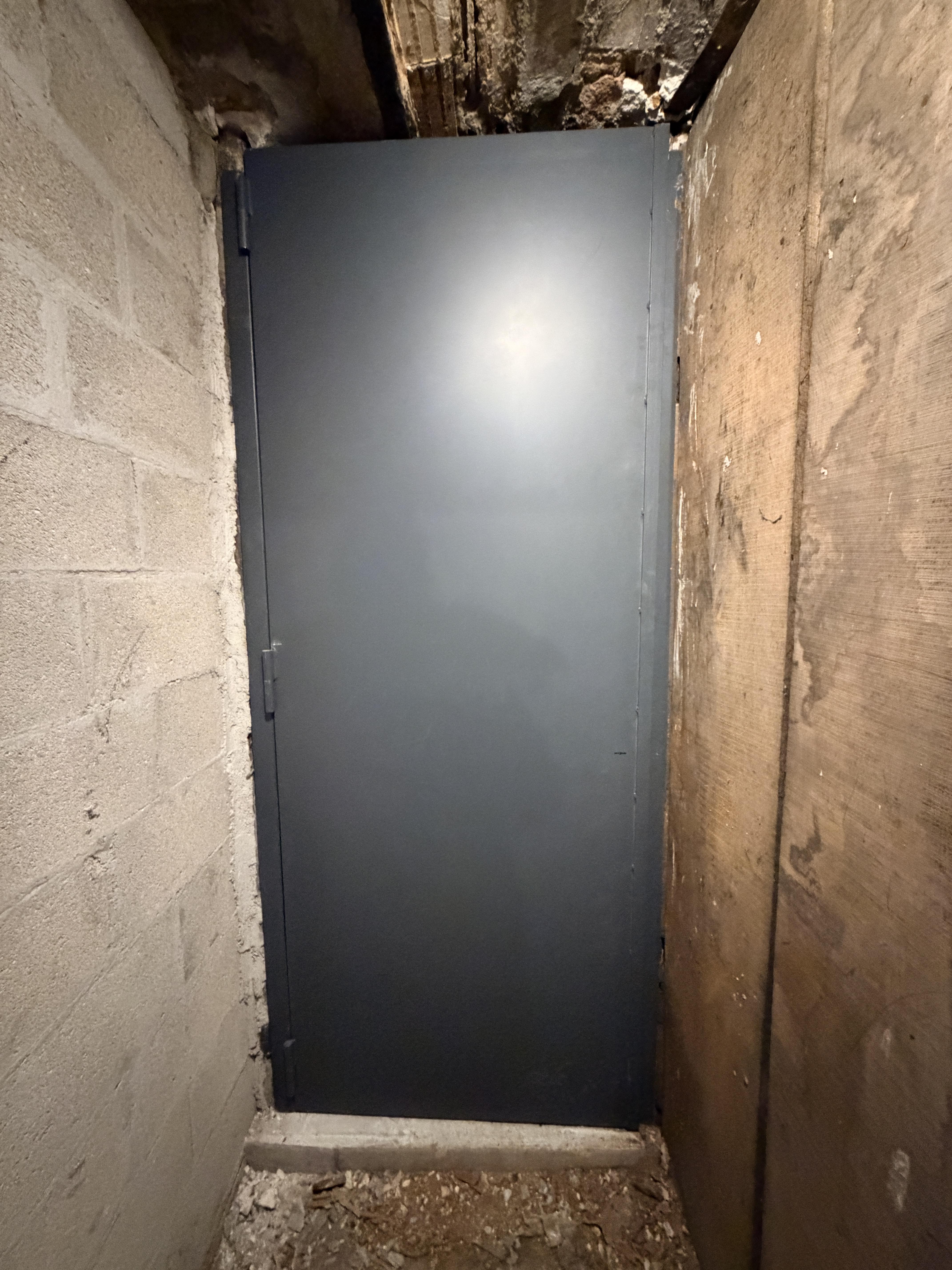 Cave saine / sécurisée à louer – Paris