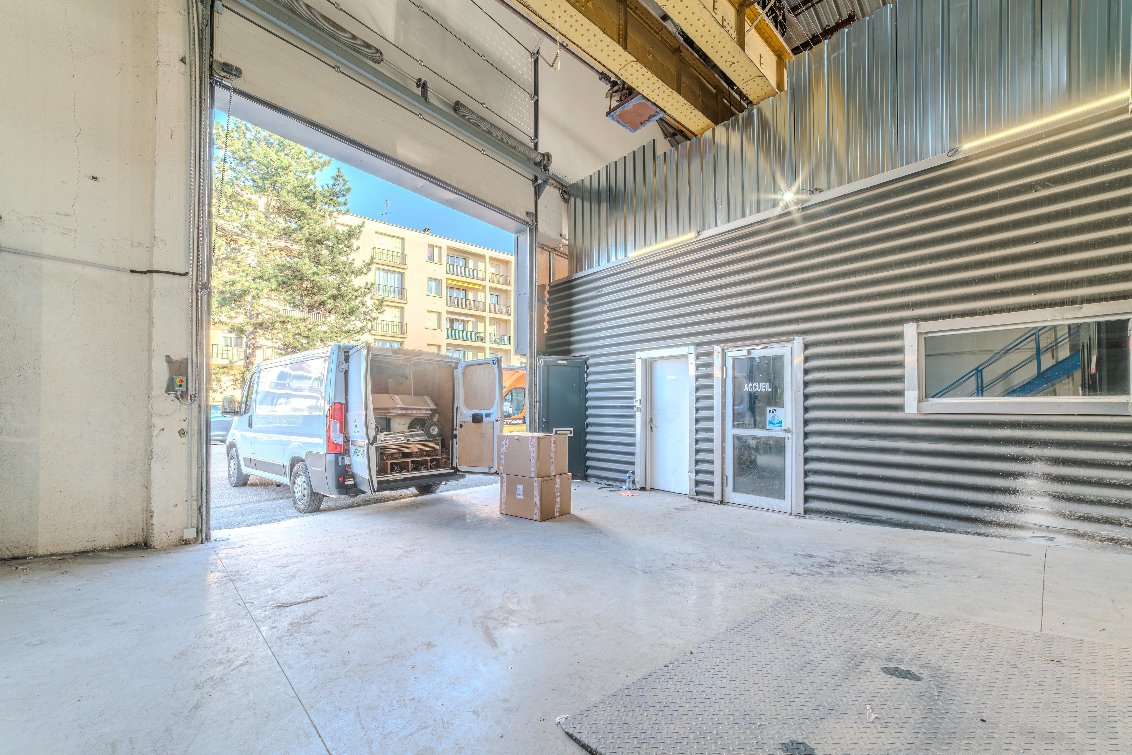 Box de stockage sécurisé - 9m2 - Roanne