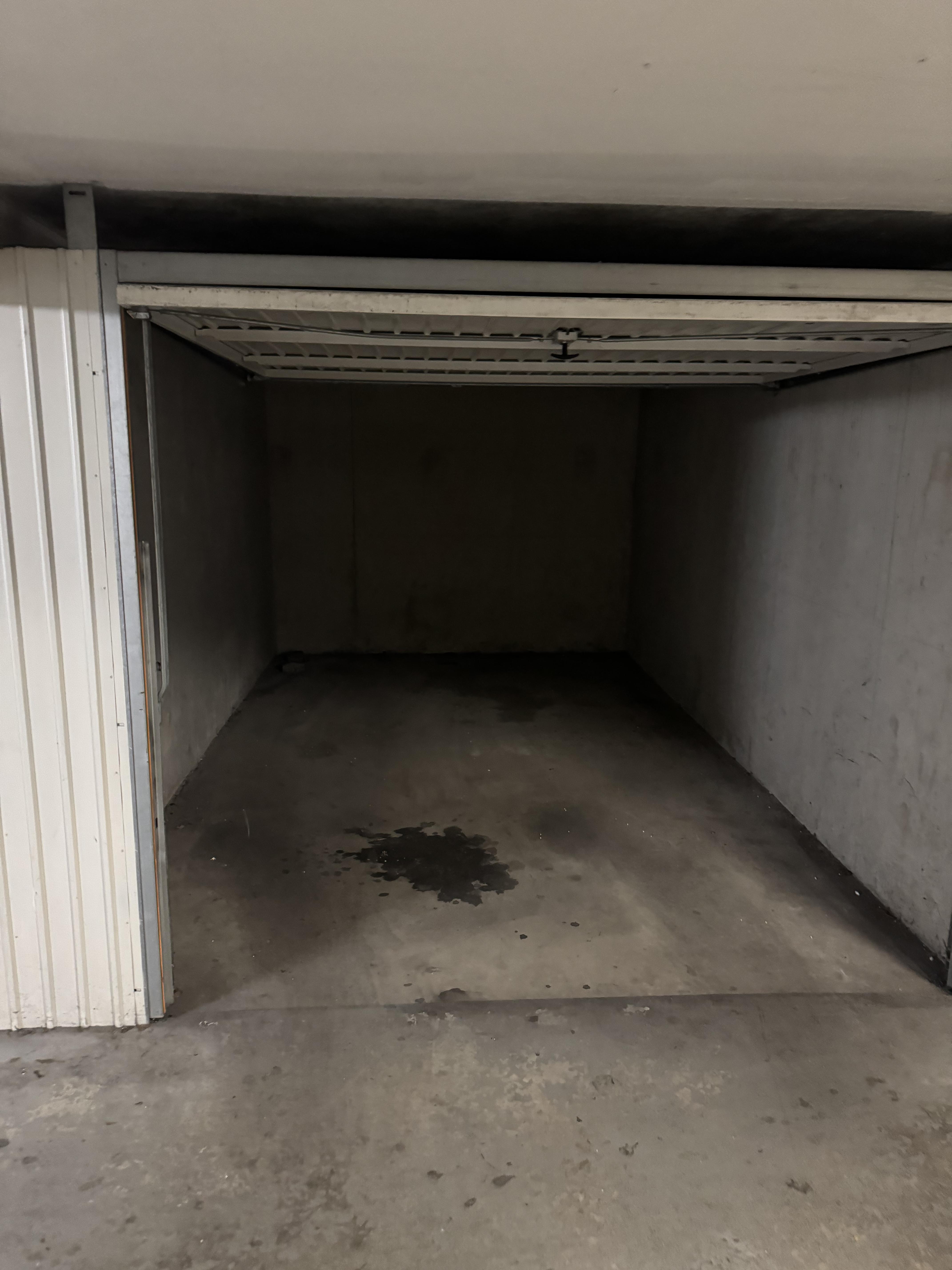 Garage/ Box 15m² - Croissy sur Seine