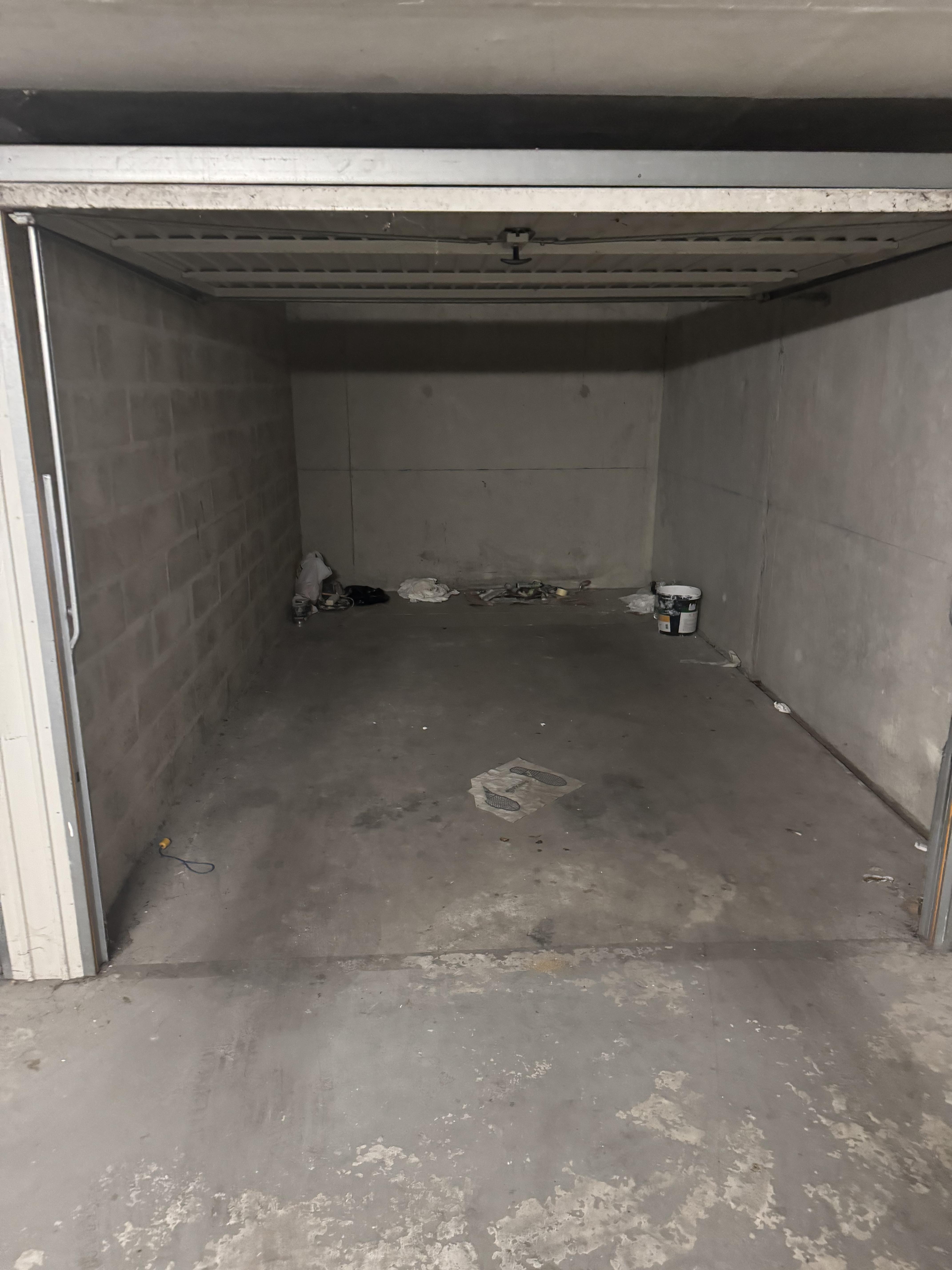 Garage/ Box 20m² - Croissy sur Seine