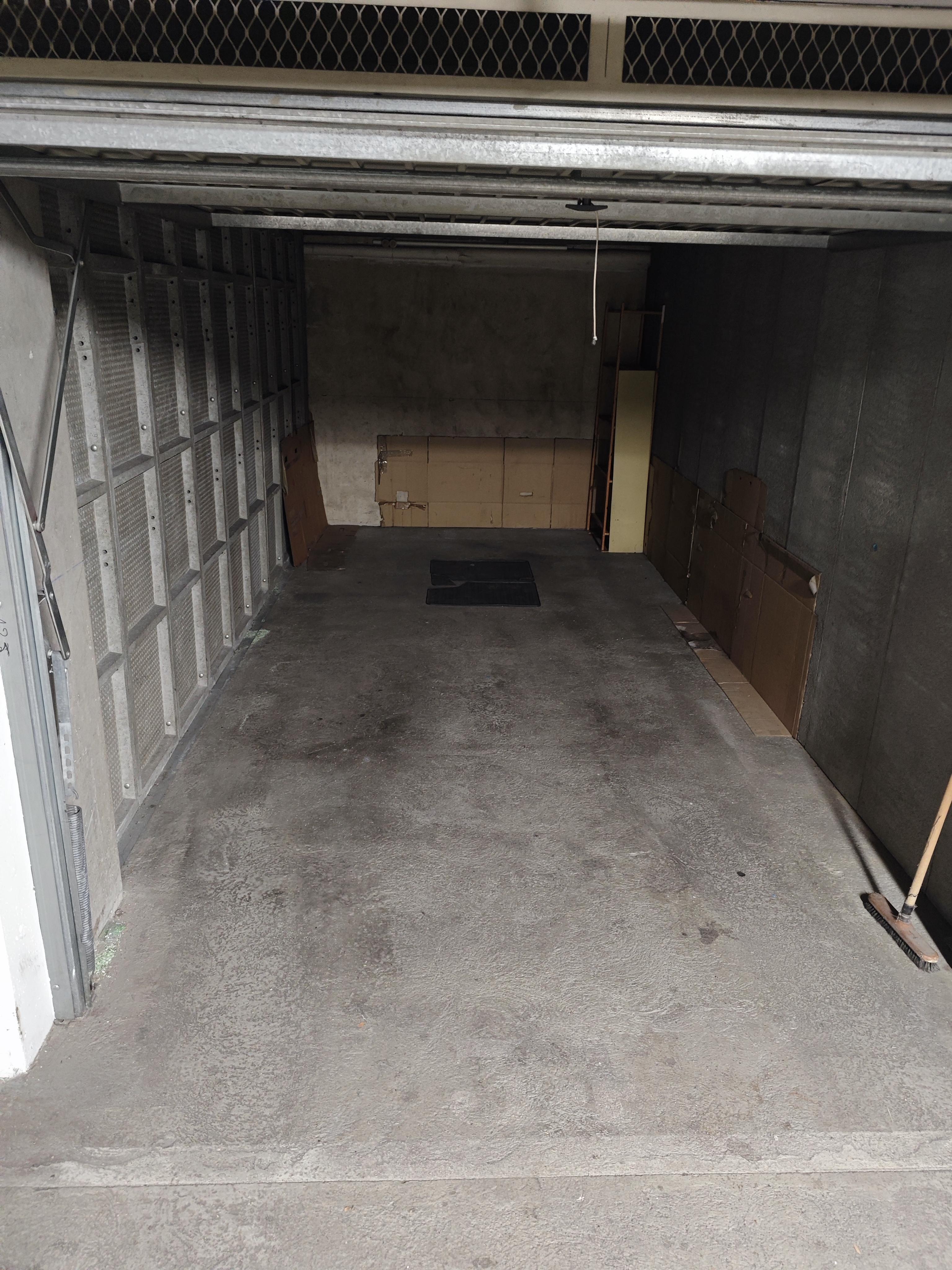 Garage/box 13m² - Bd Vincent Auriol