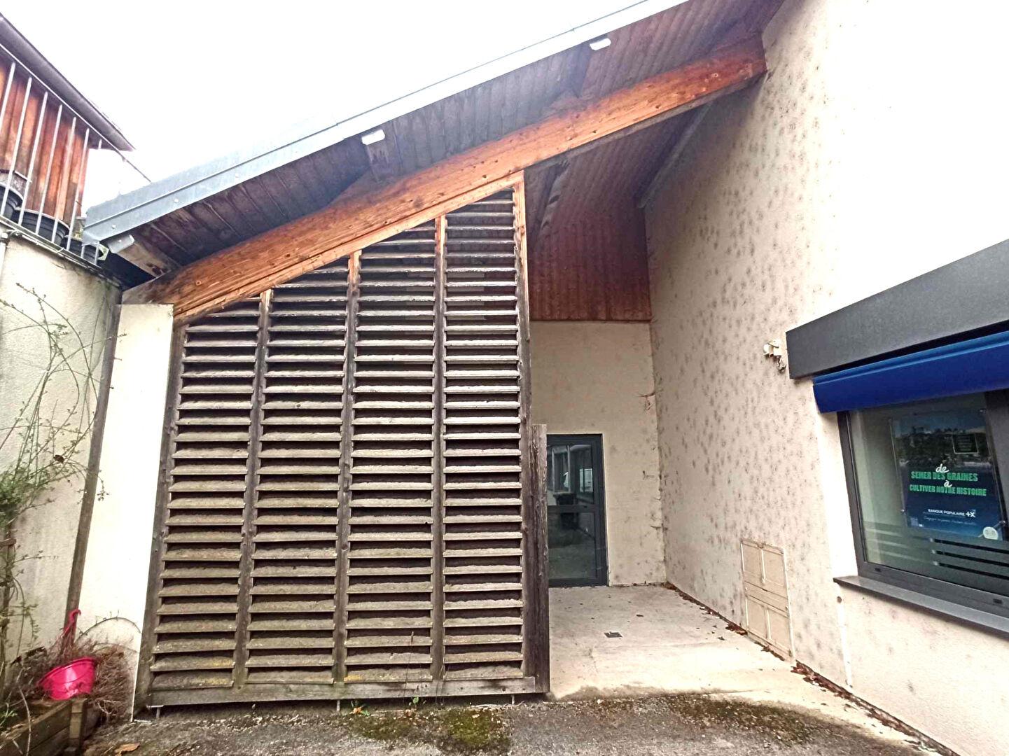 Local de stockage sécurisé - Ornans - 419m2
