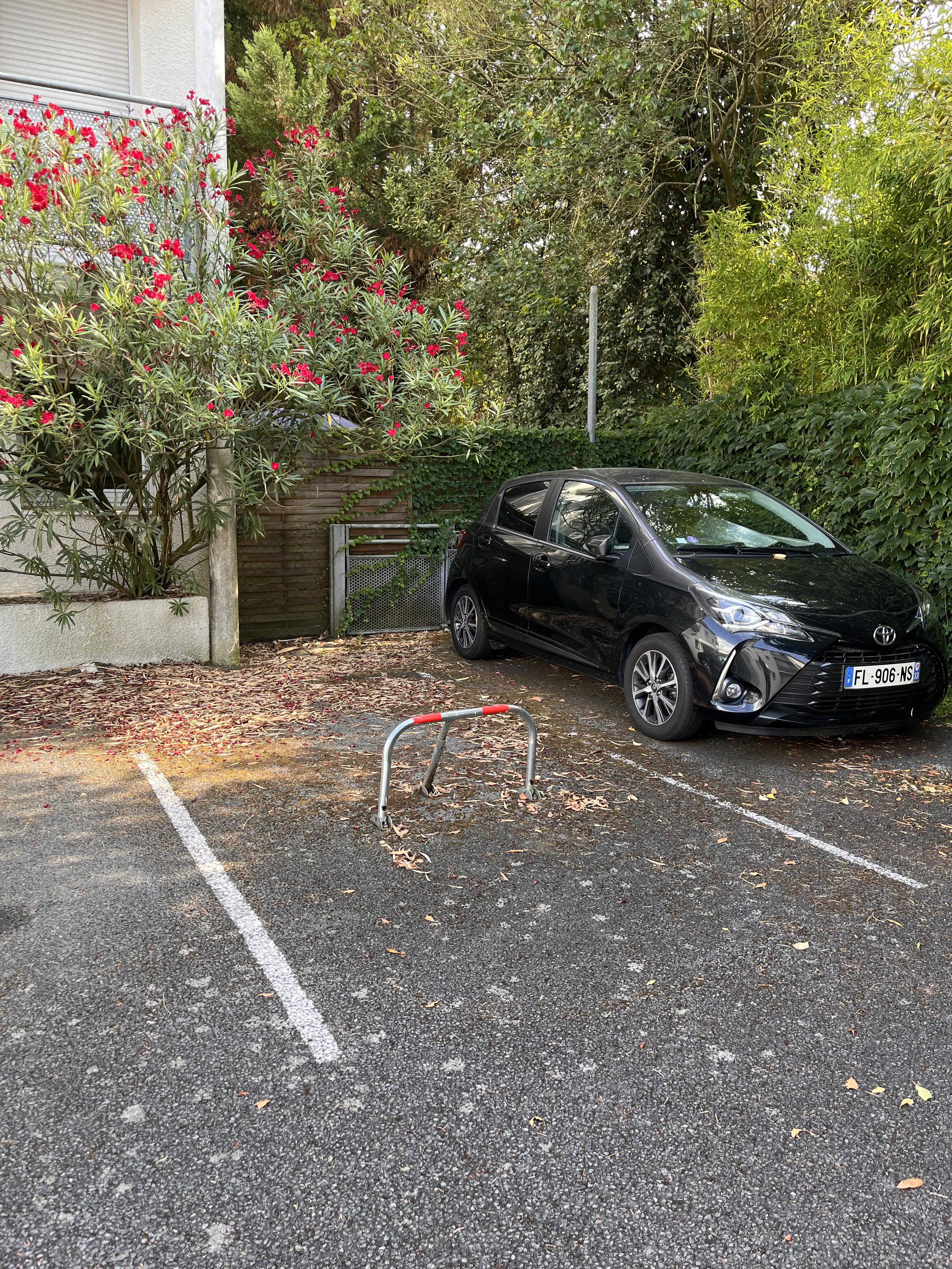 Place Parking Ext Bordeaux St-Augustin