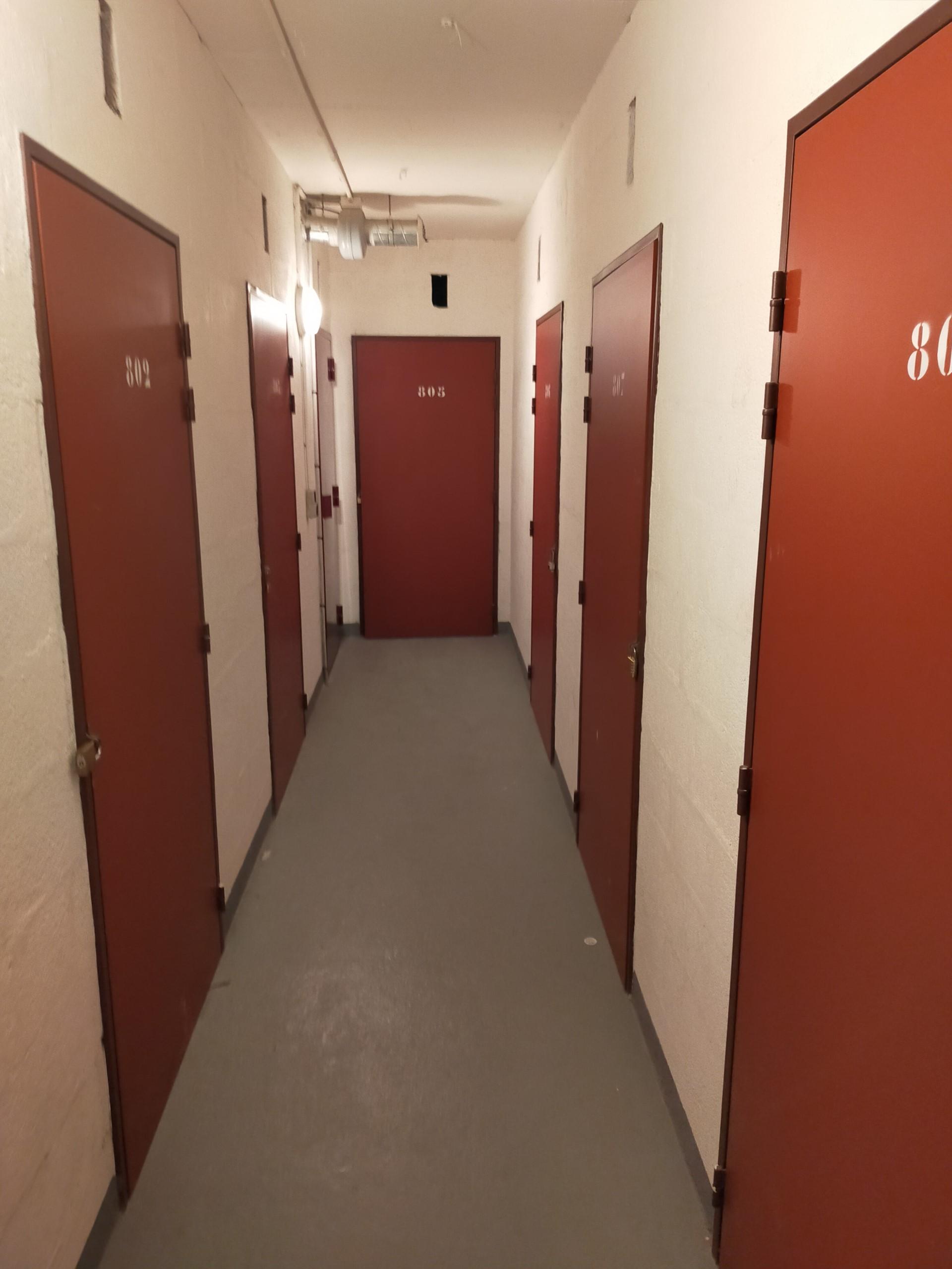 Emplacement dans cave rue des Maraîchers Paris