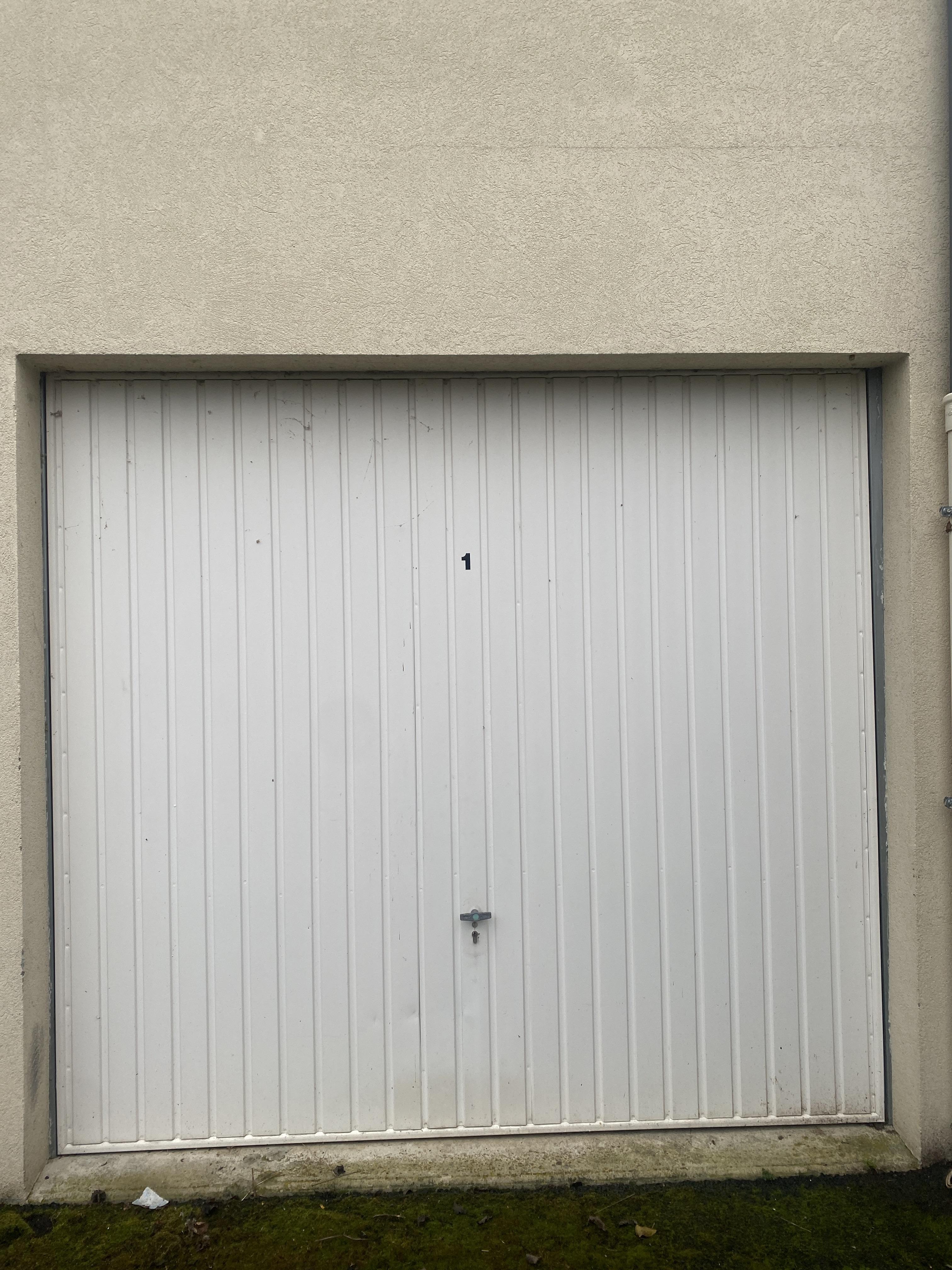 Garage/ Box 20m² Les Martres-de-Veyre