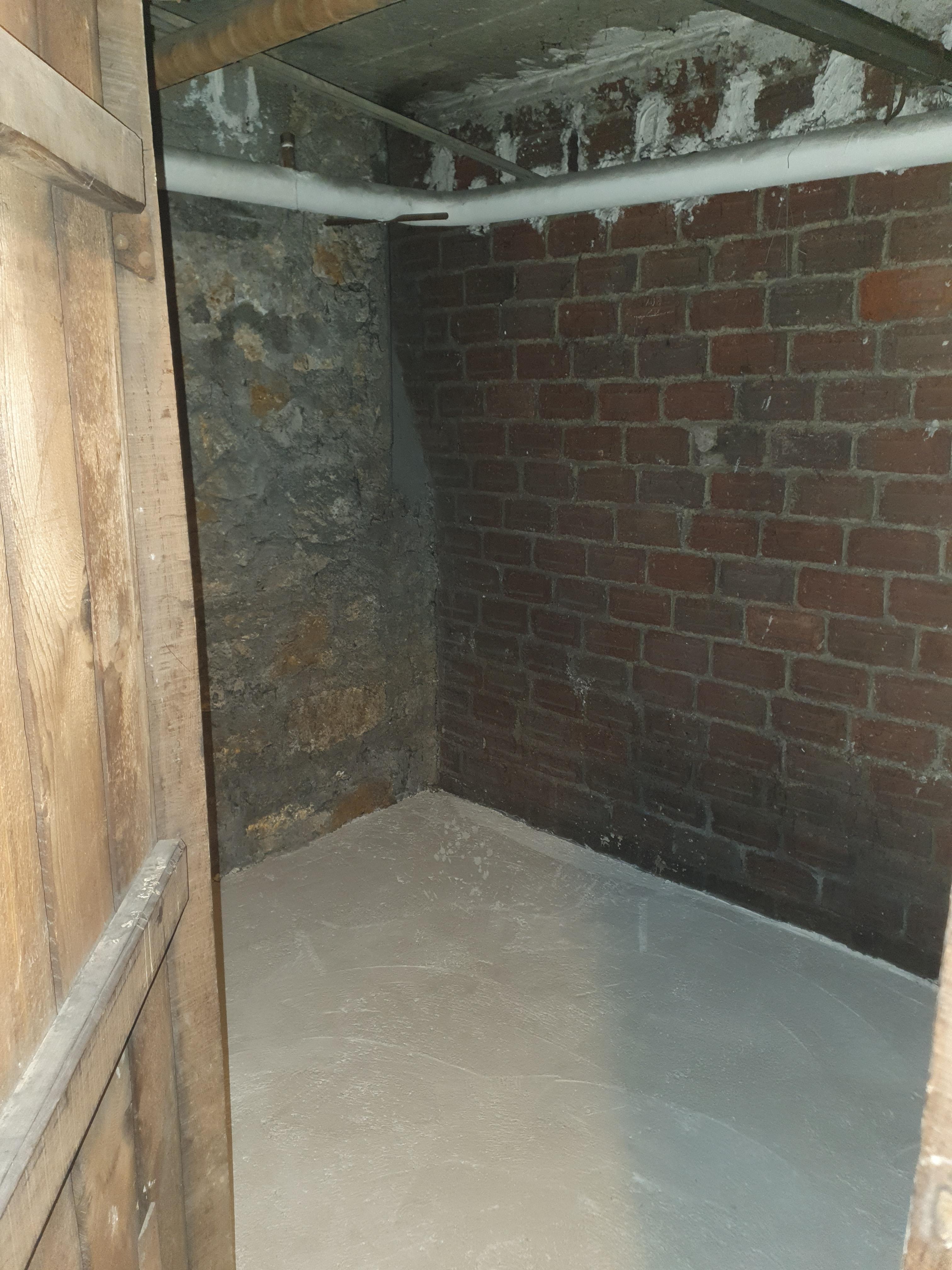 Cave 11m2 - La Plaine Saint Denis à