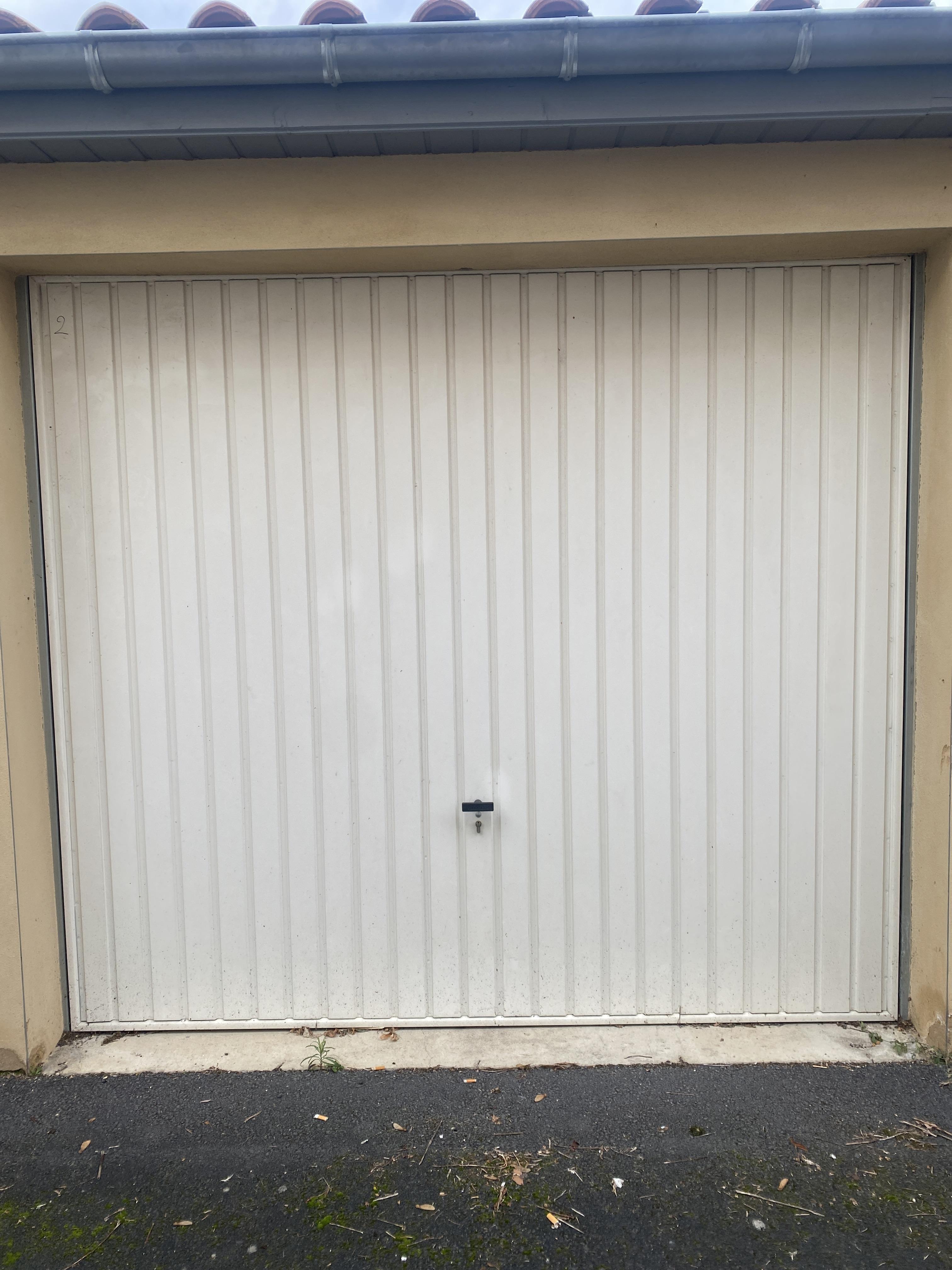Garage/ Box 17m² Orcet
