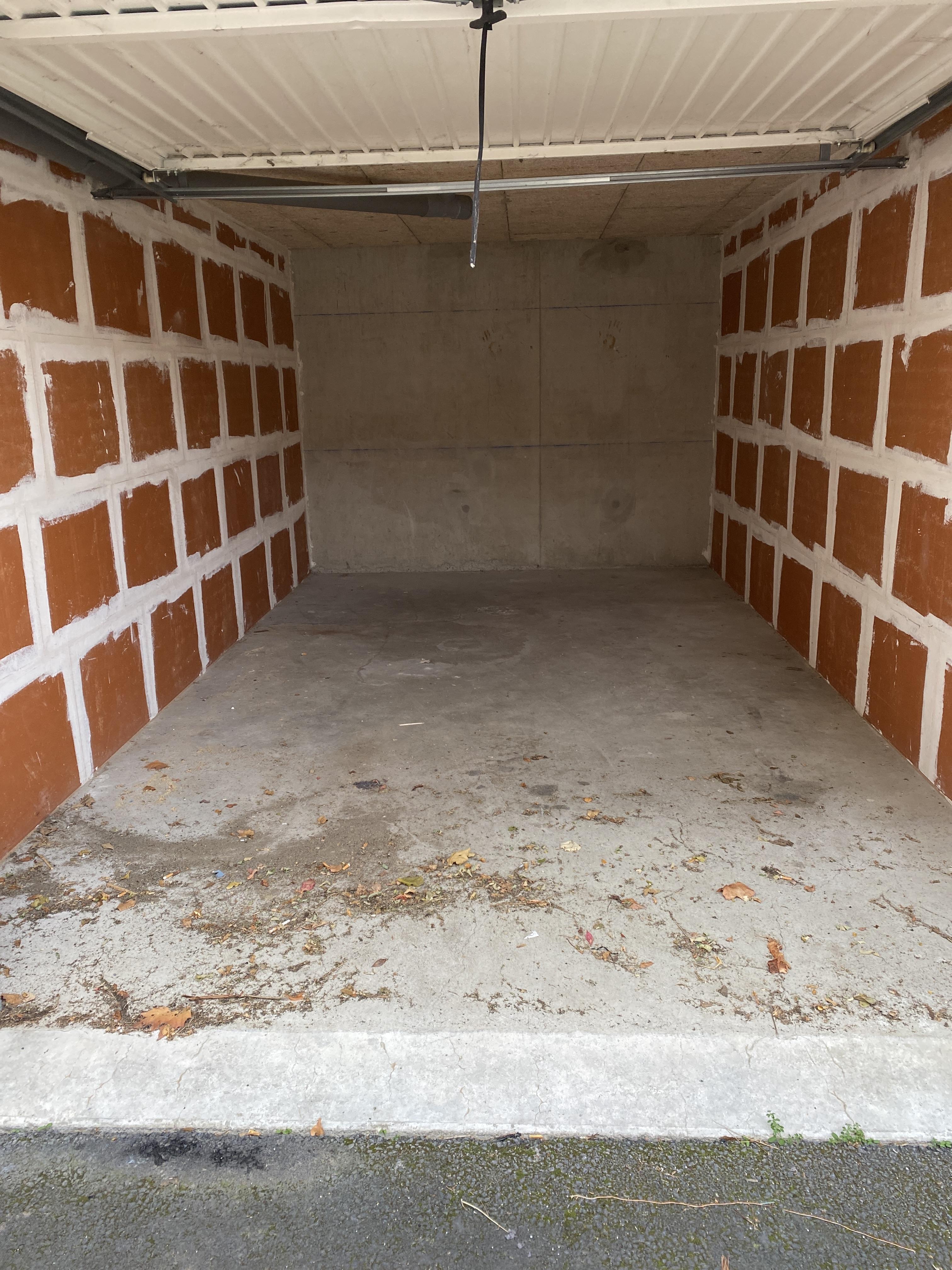 Garage/ Box 17m² Orcet