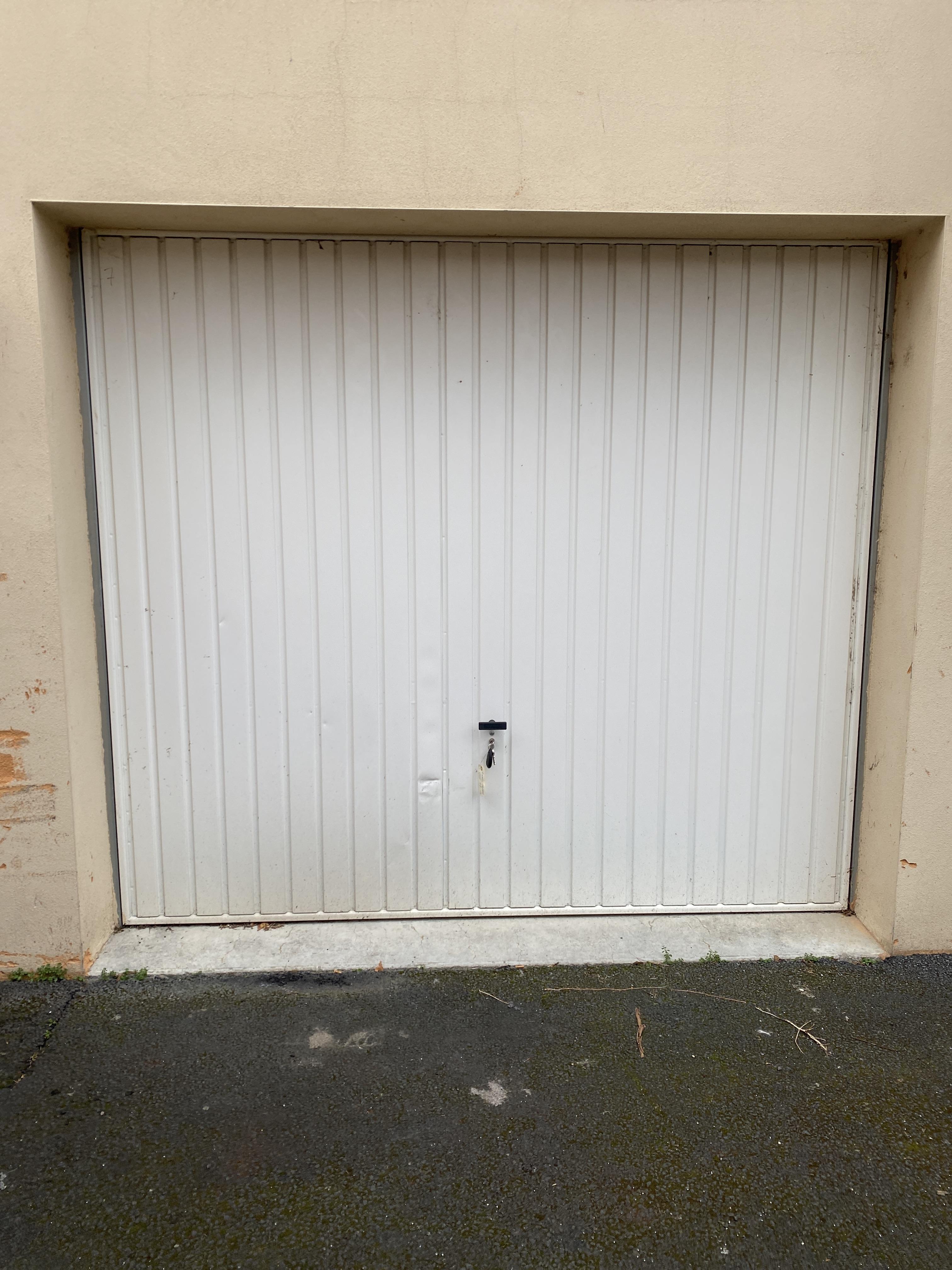 Garage/ Box 17m² Orcet