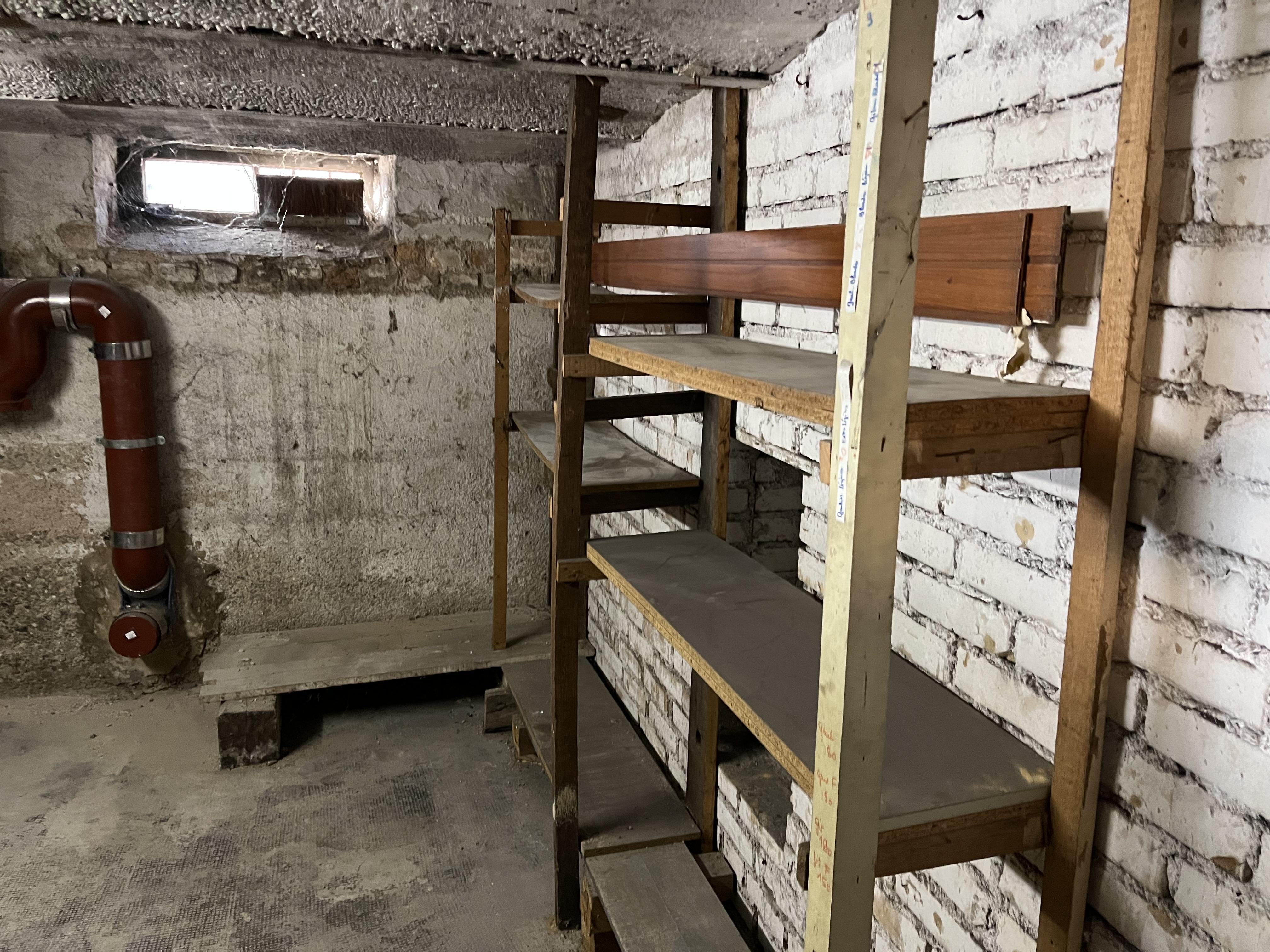 cave fermée illkirch nord 11m²