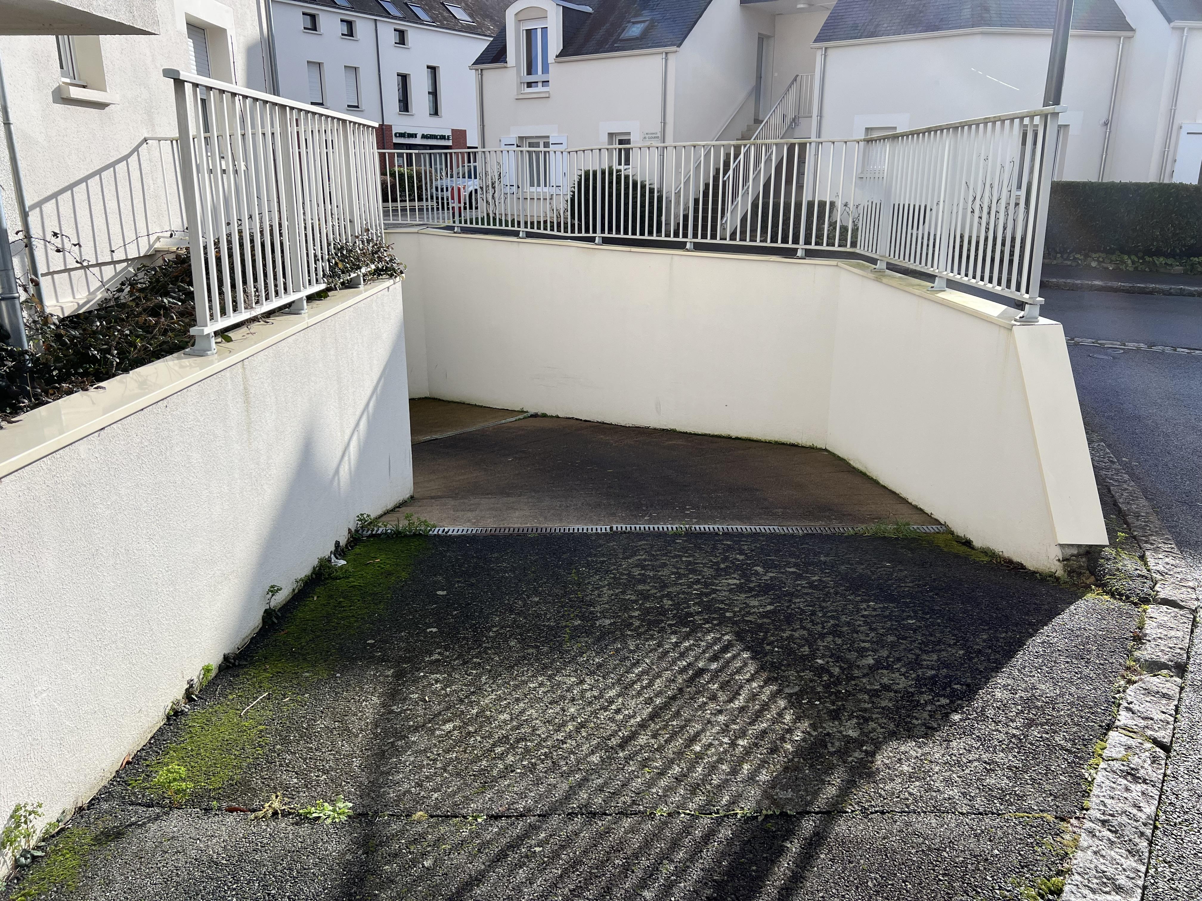 Garage/Box 14m² à Acigné