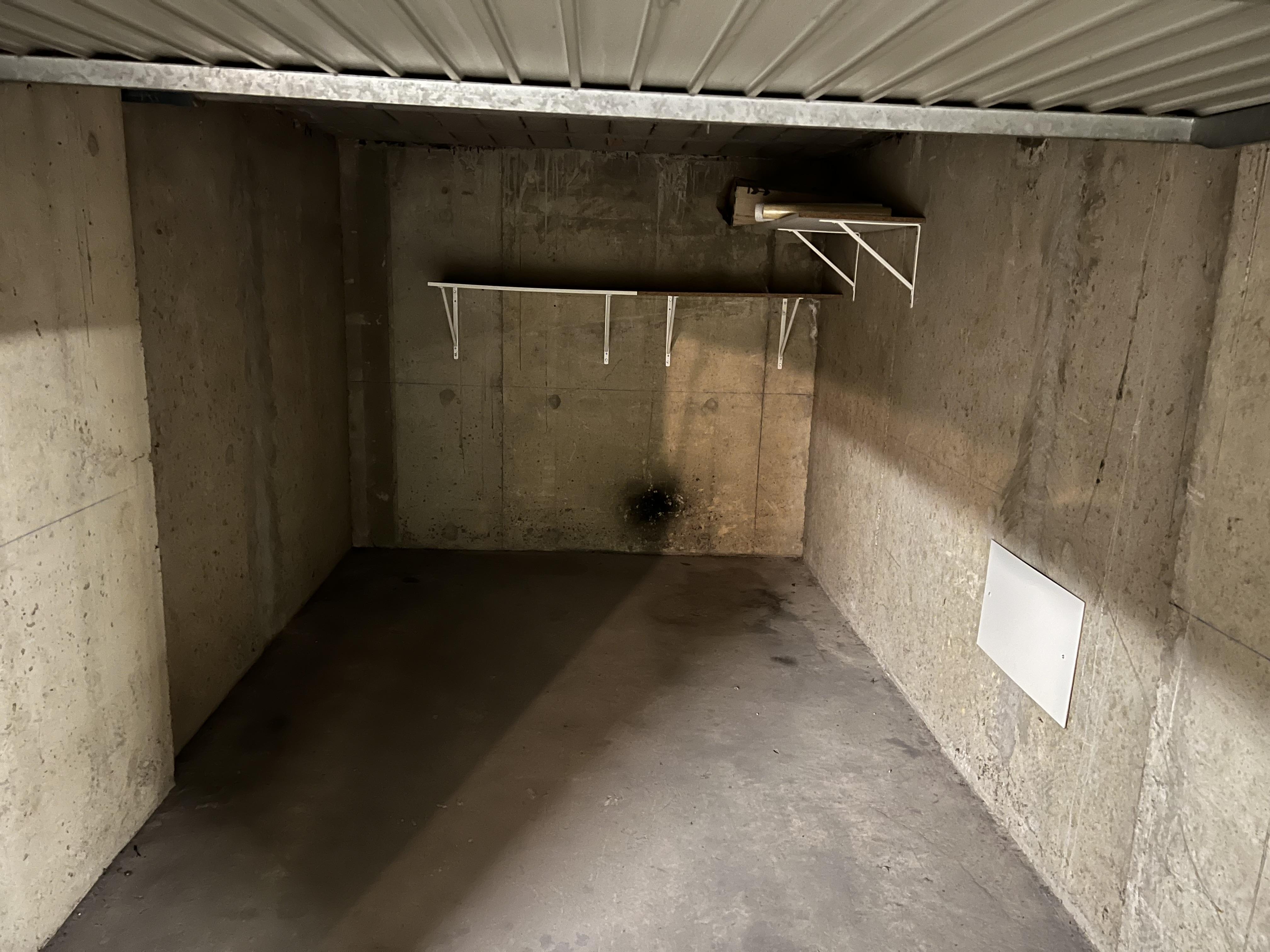 Garage/Box 14m² à Montgermont