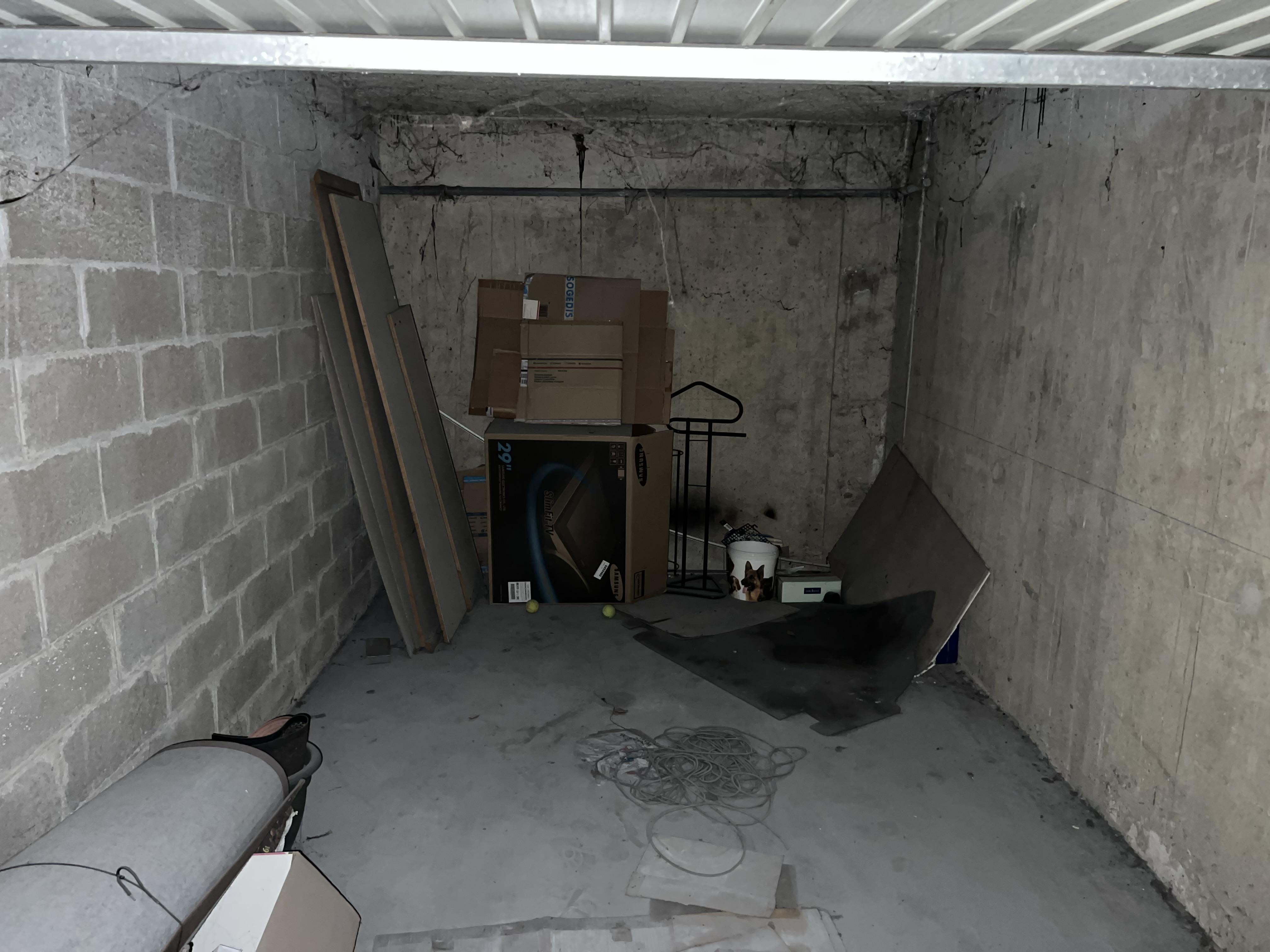 Garage/Box 14m² à Montgermont