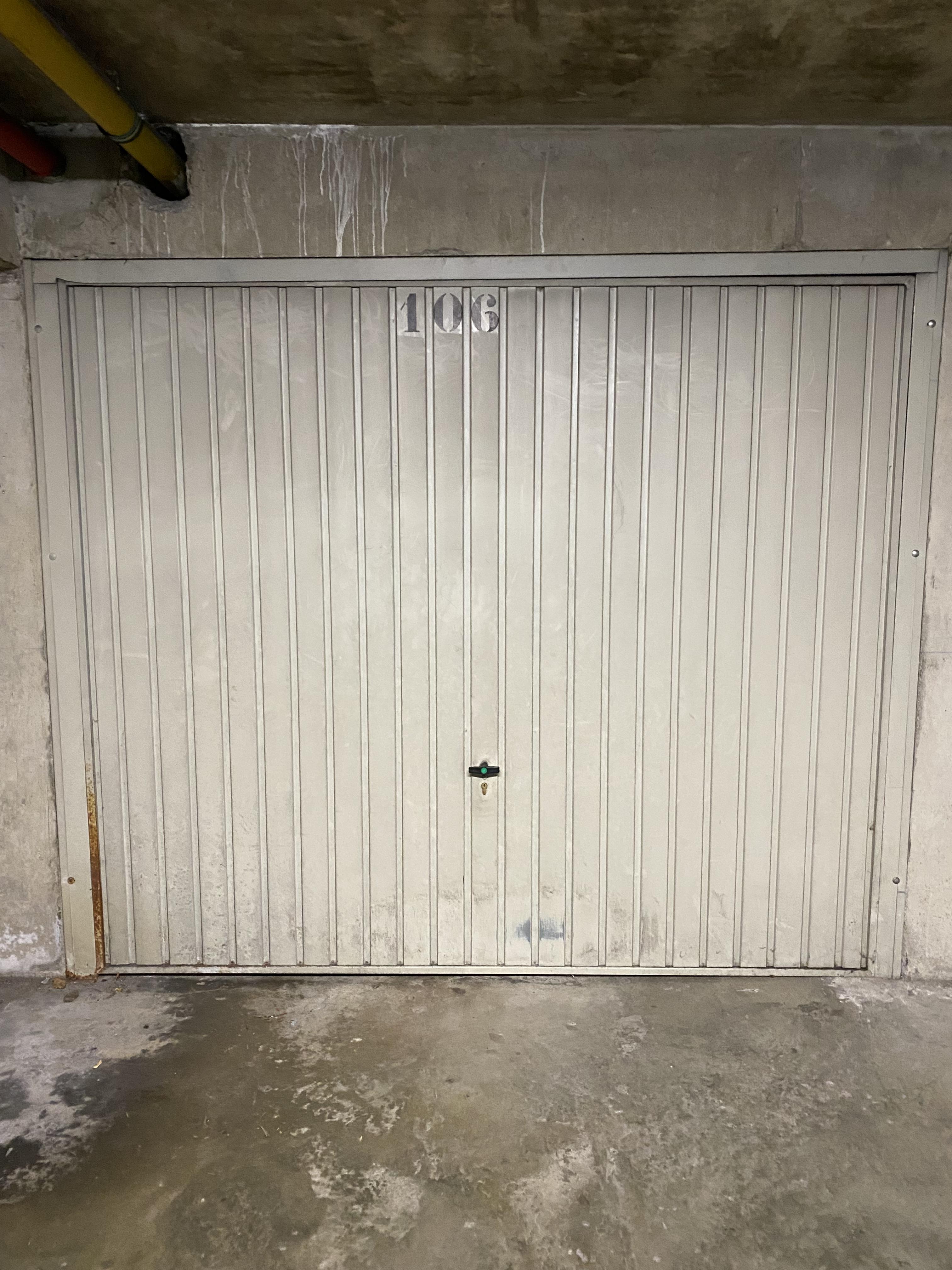 Garage/Box 18m² à Royat
