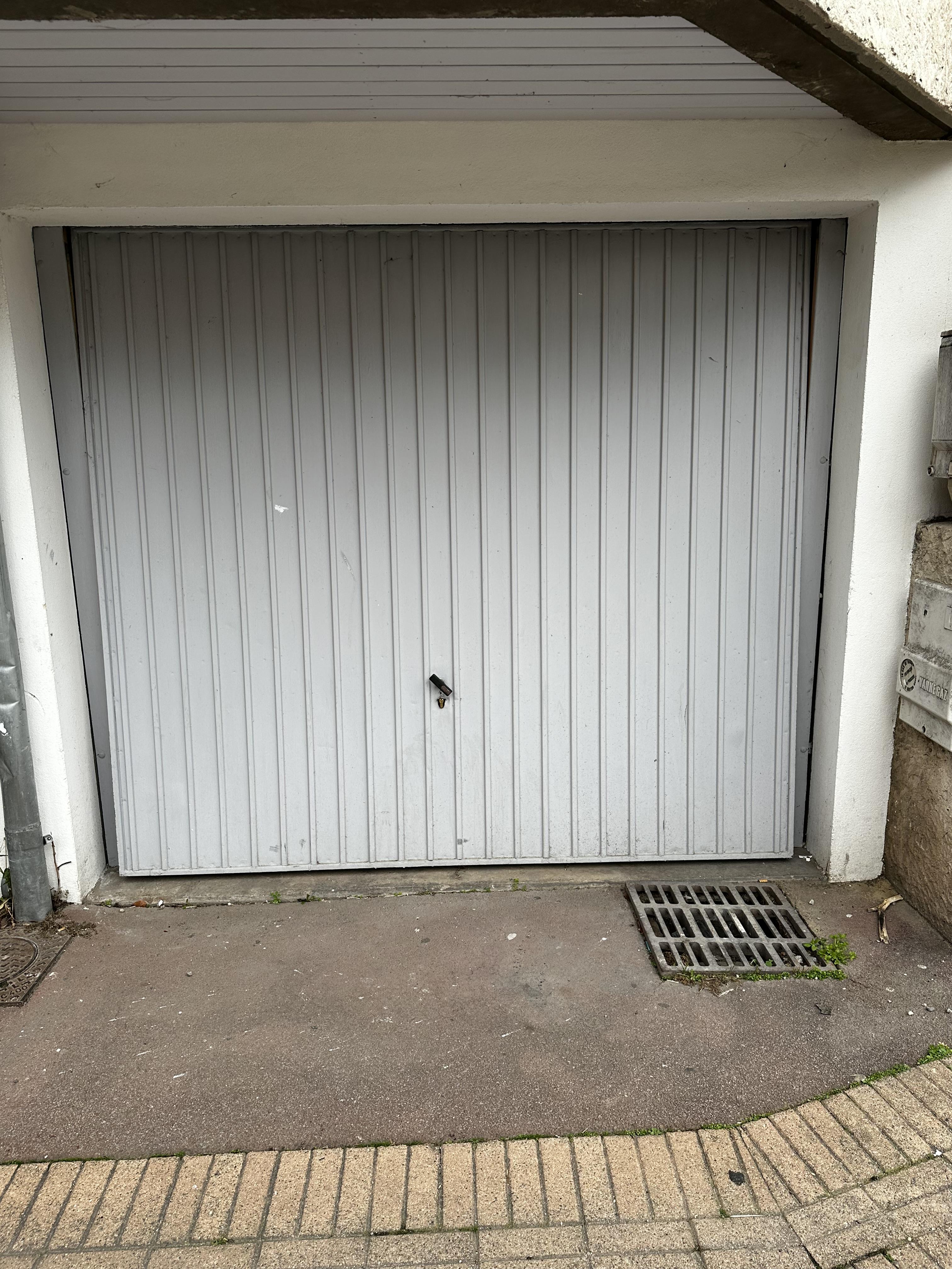 Garage/Box 12m² à Le Péage-de-Roussillon
