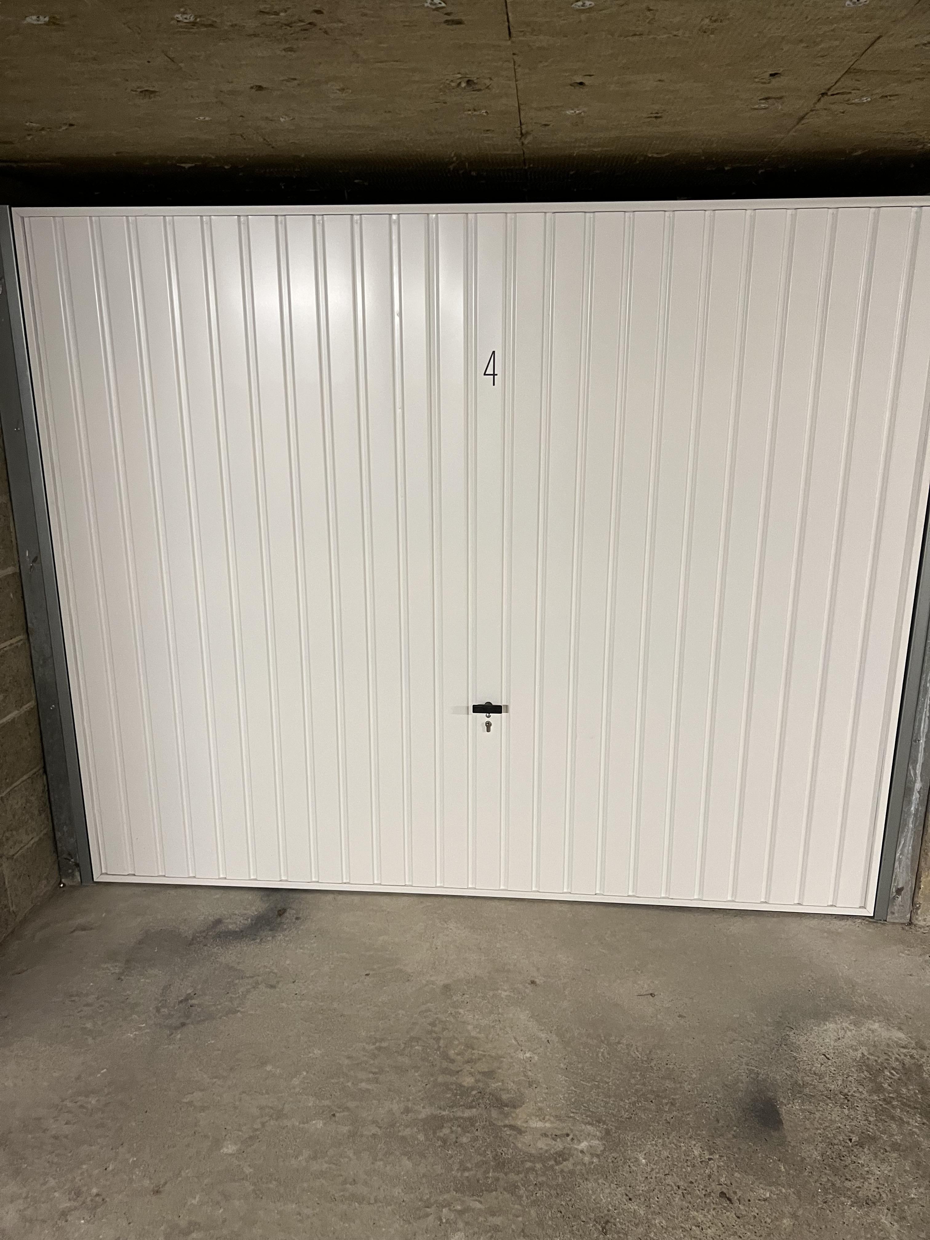 Garage/Box 13m² à Acigné