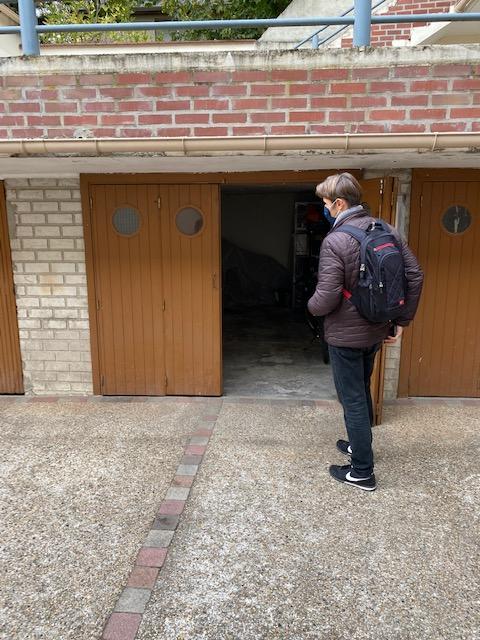 Box fermé au RDC - 12m² - Massy