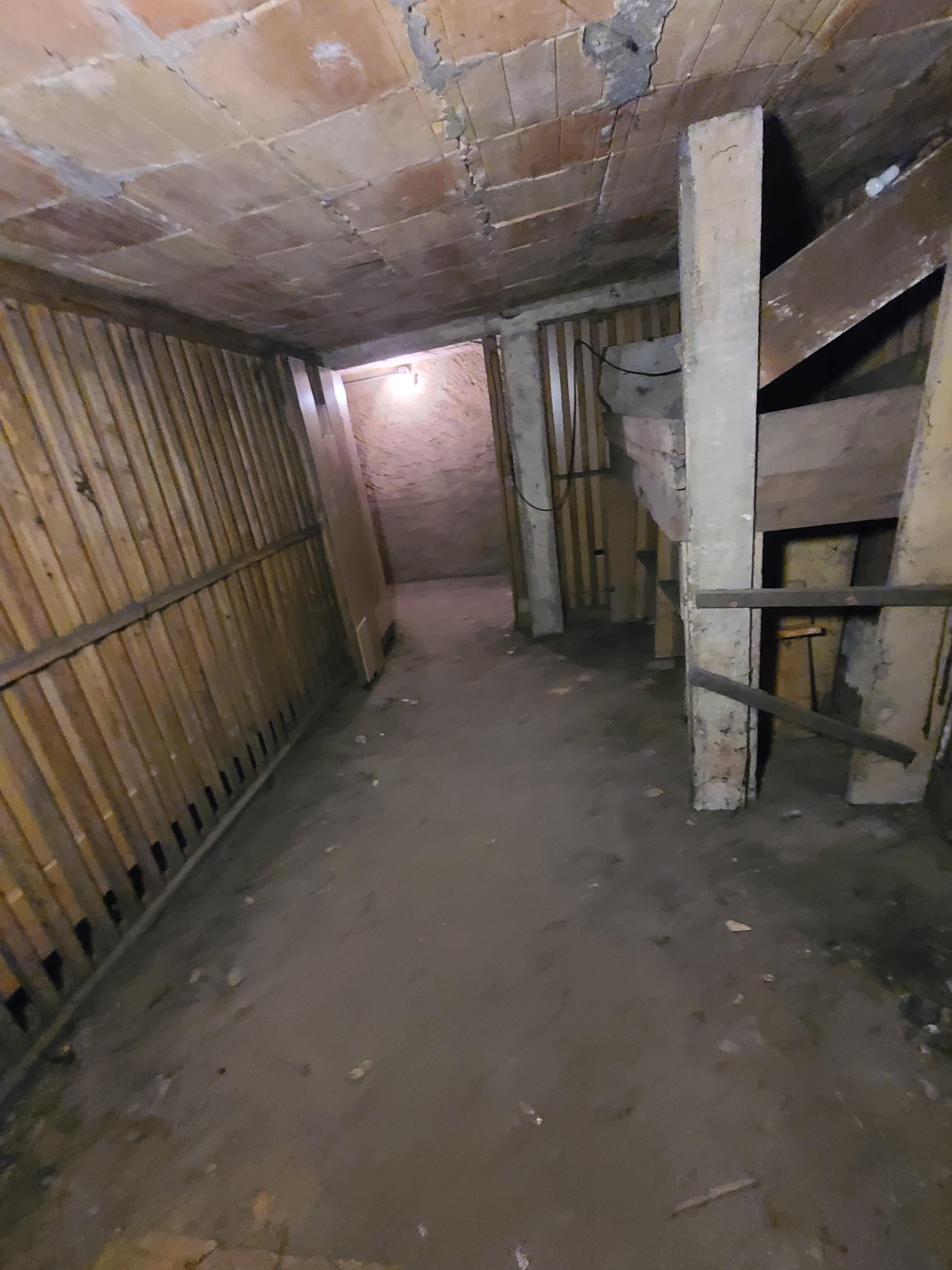 📦 À LOUER – Espaces de stockage sécurisées