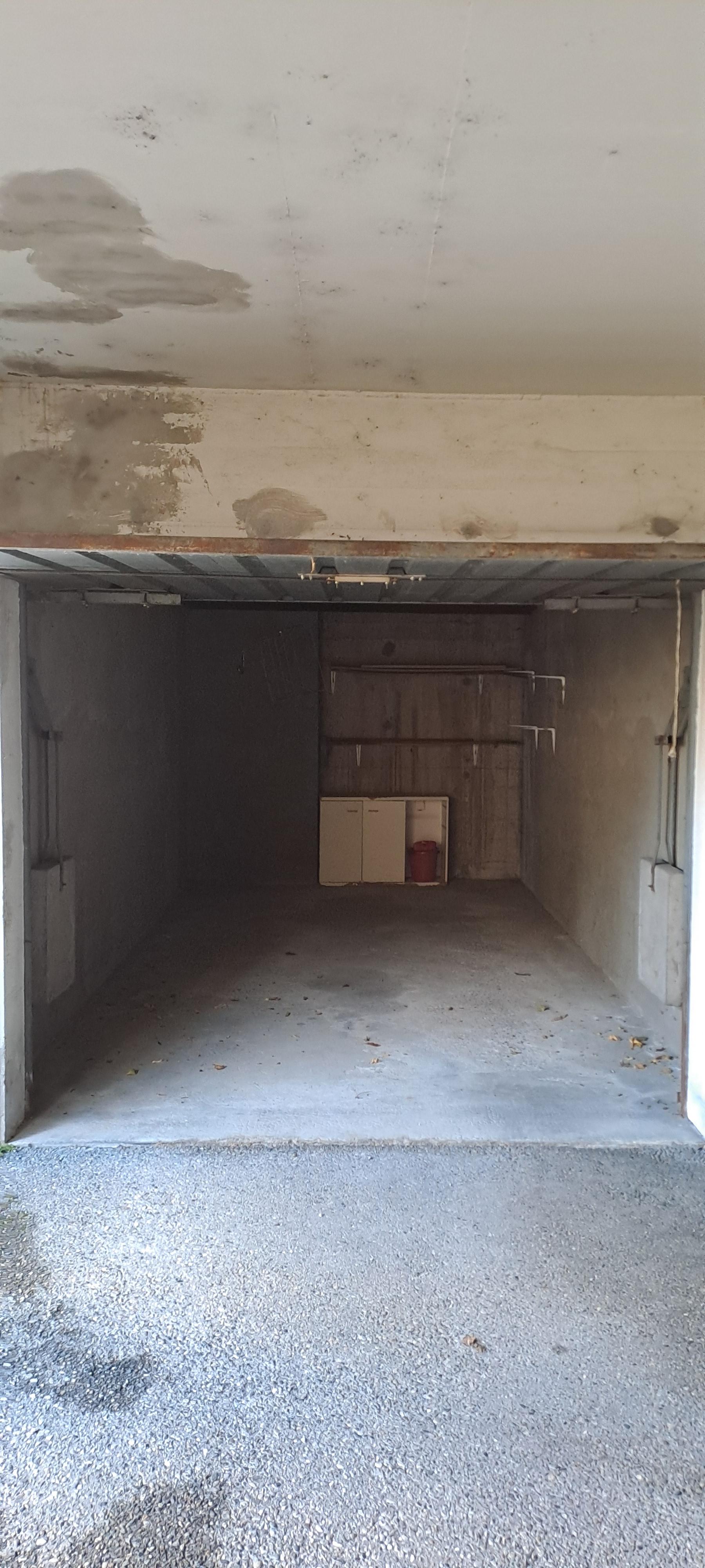 GARAGE / BOX RANGEMENT CHAMBERY - COGNIN