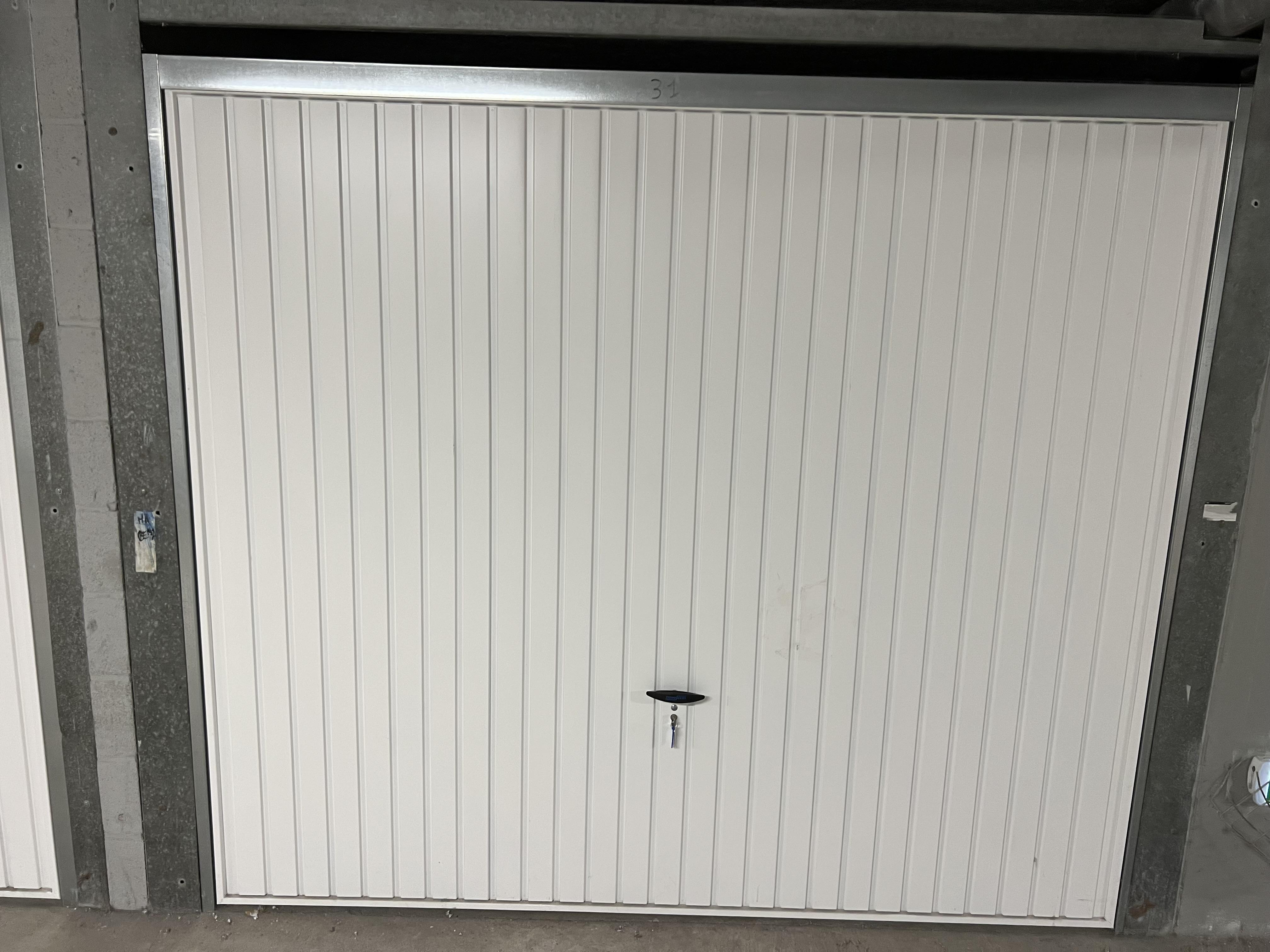 Garage/box 13m² à Fougères