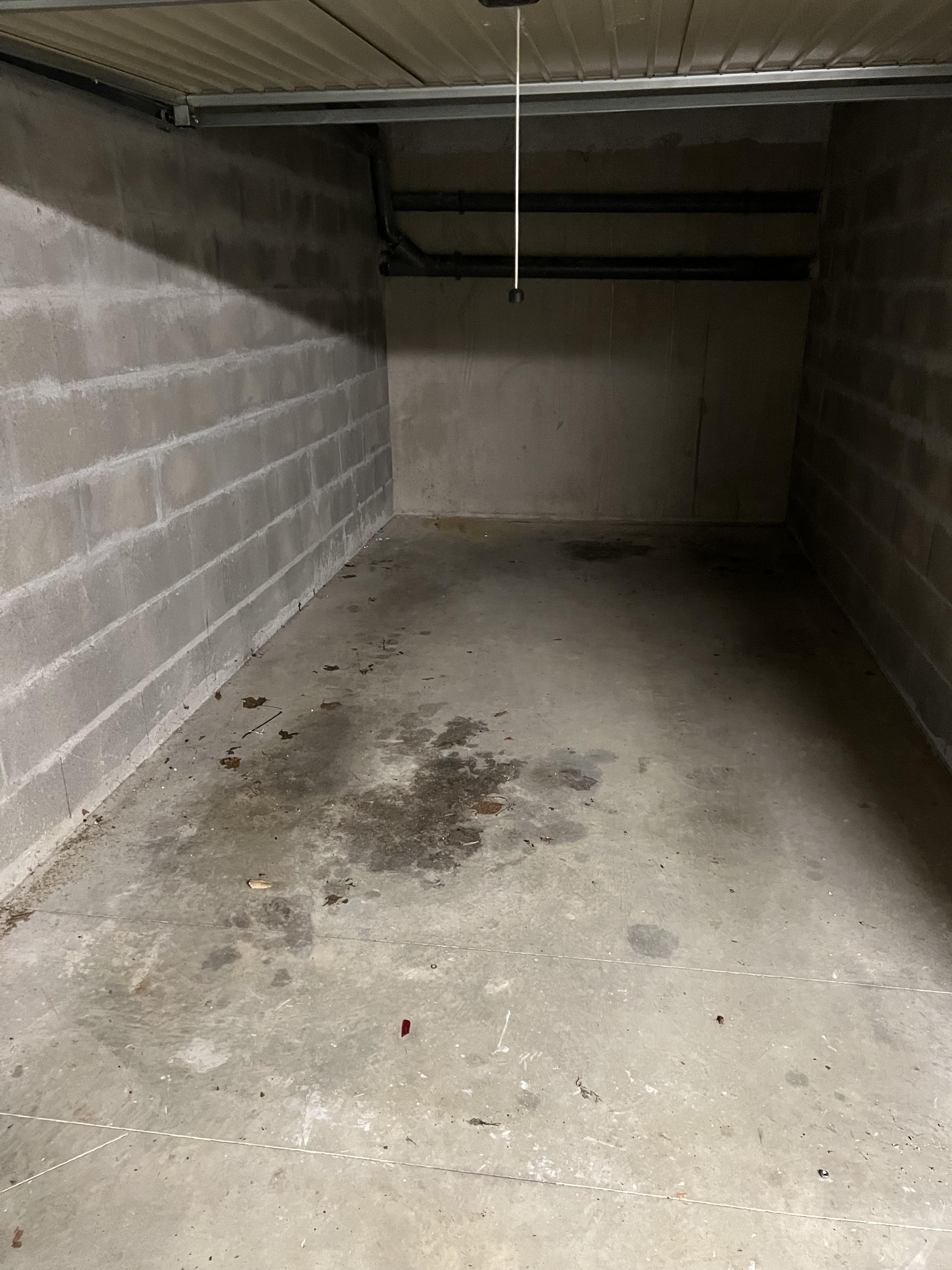 Garage/box 14m² à Acigné
