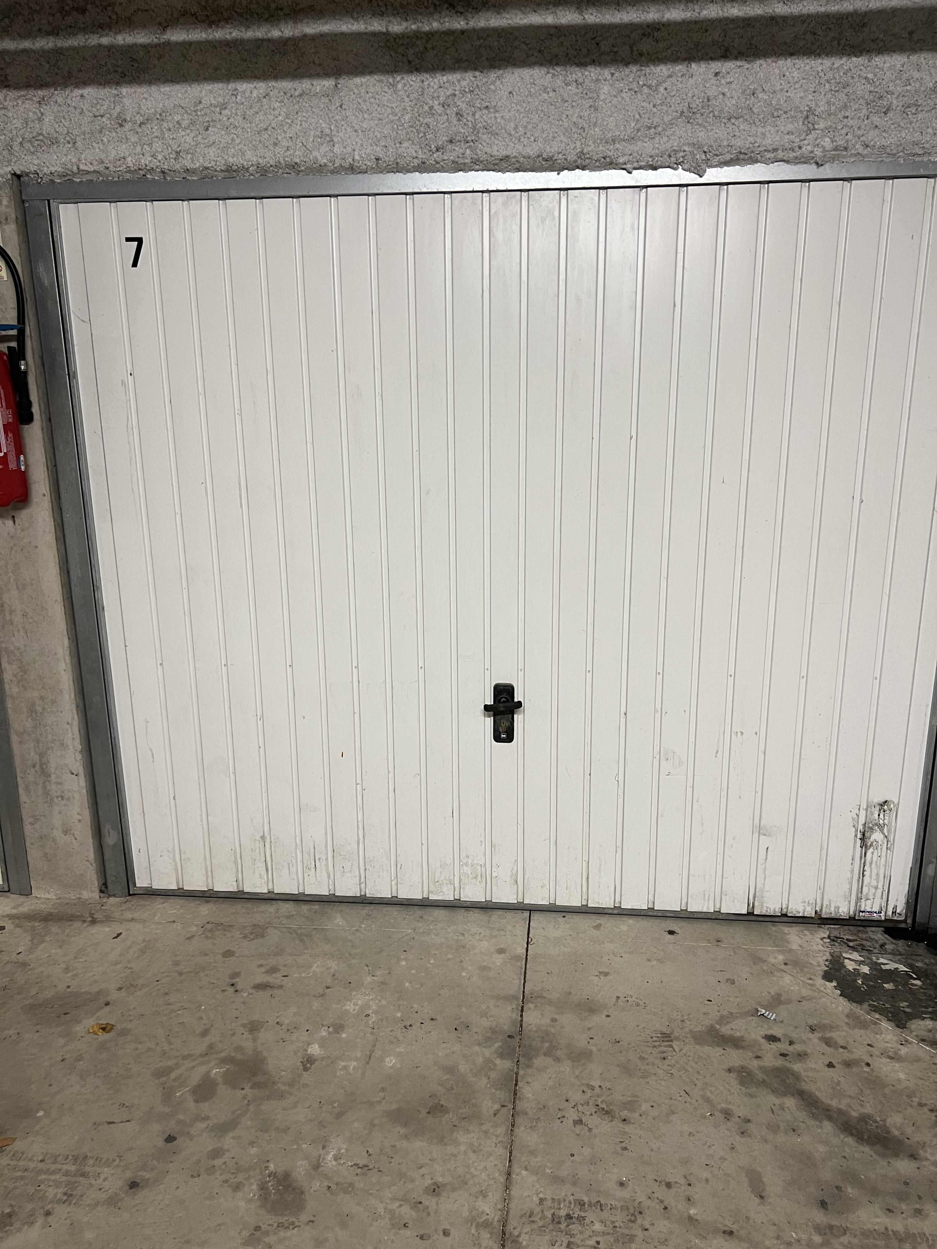 Garage/box 14m² à Acigné