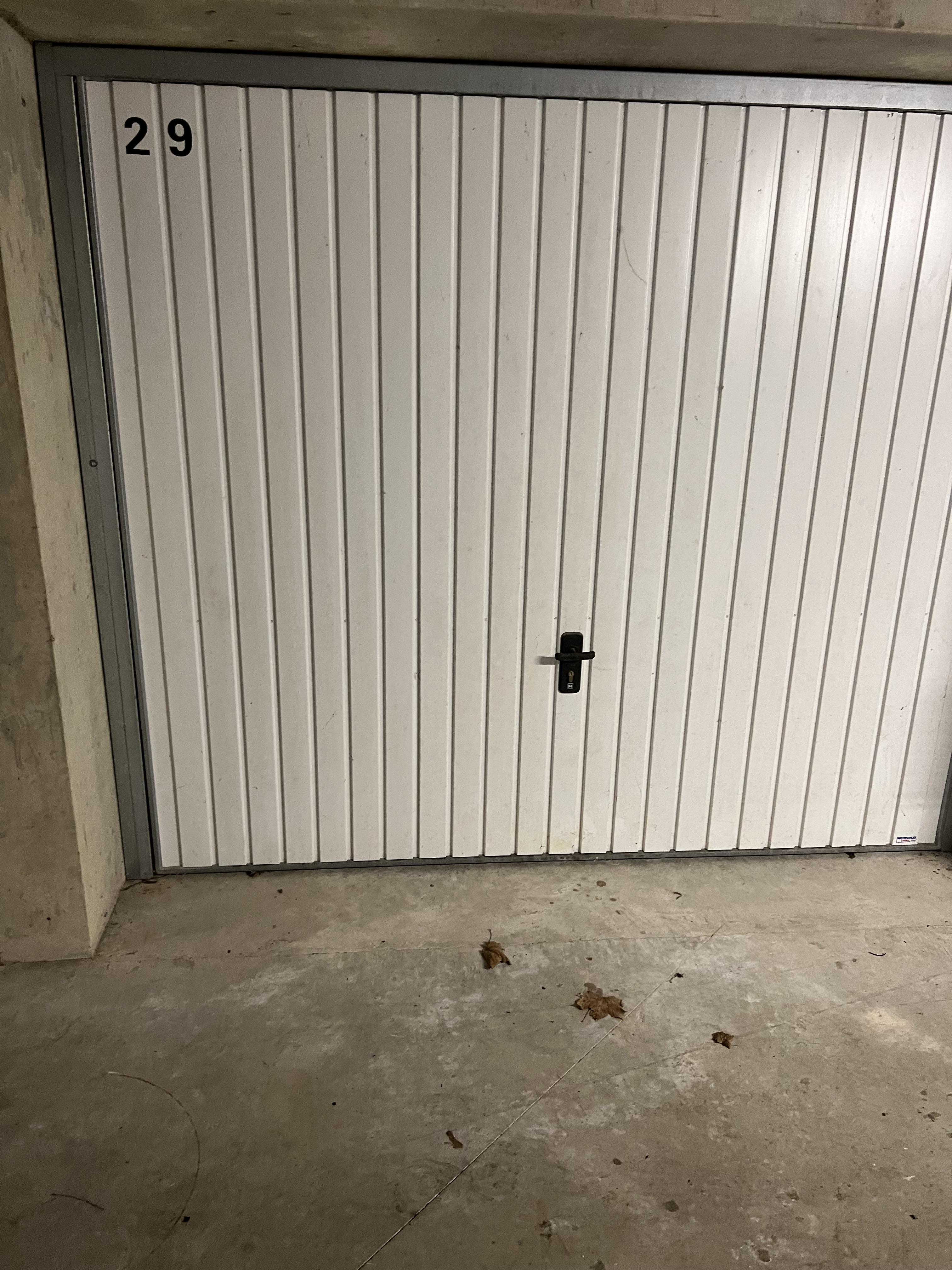 Garage/box 14m² à Acigné
