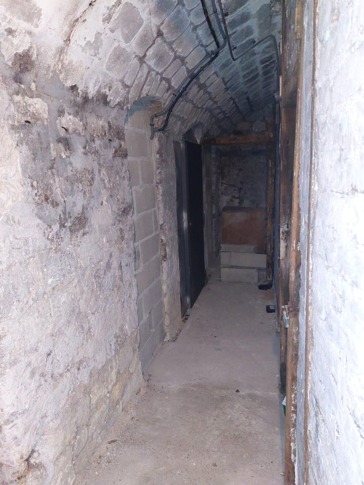 Cave de stockage saine et sécurisée