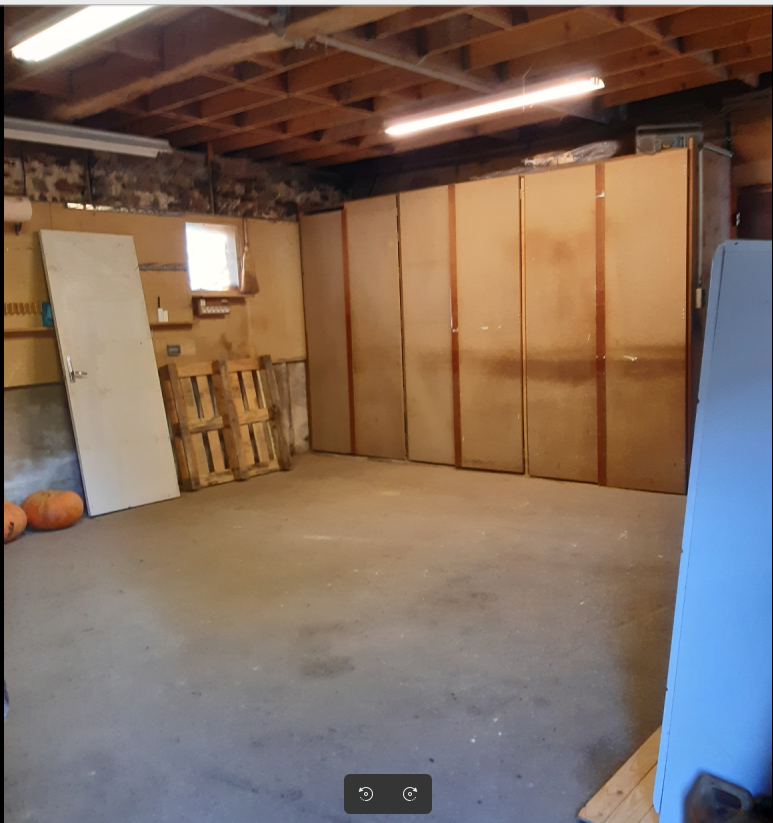 Box de stockage 40 m2 - sécurisé, électricité,