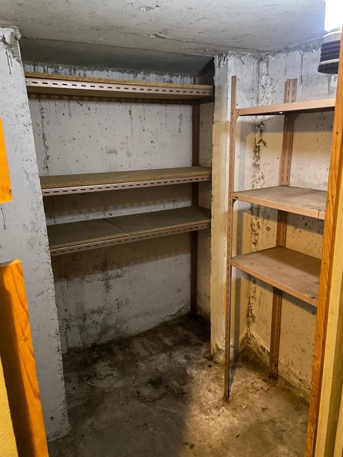 Cave saine et bétonnée – Accès 24h/24 –