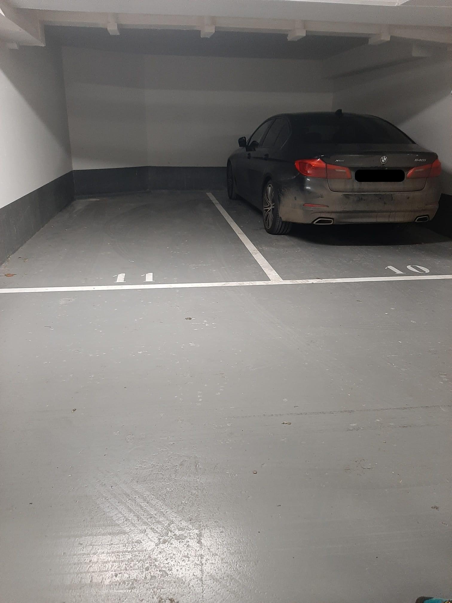 parking privé gare de Saint-Cyr-L'Ecole 15m2
