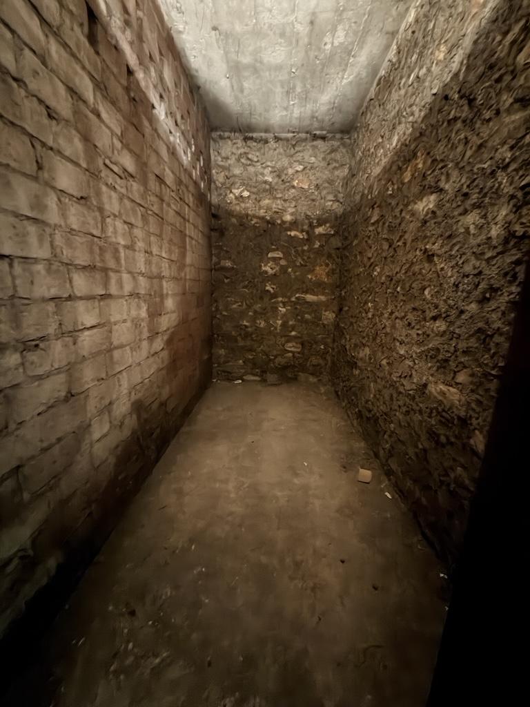 Cave 5m2 - 8 rue Alice - (cave