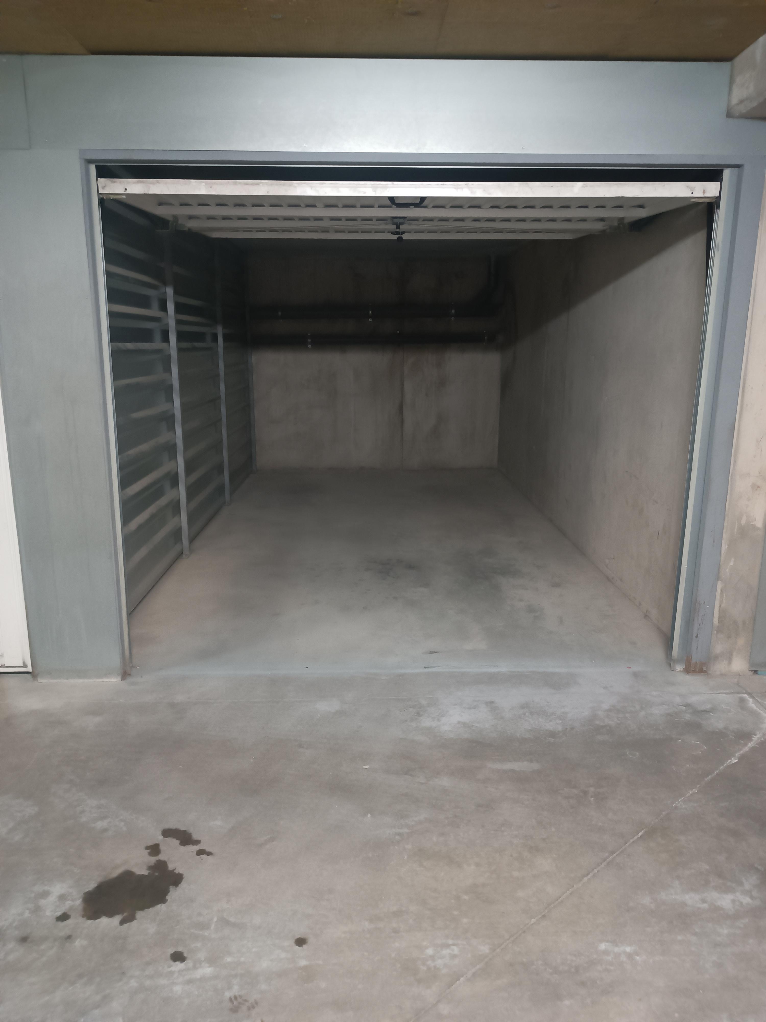 Garage/Box - 13m² à La Salvetat St Gilles