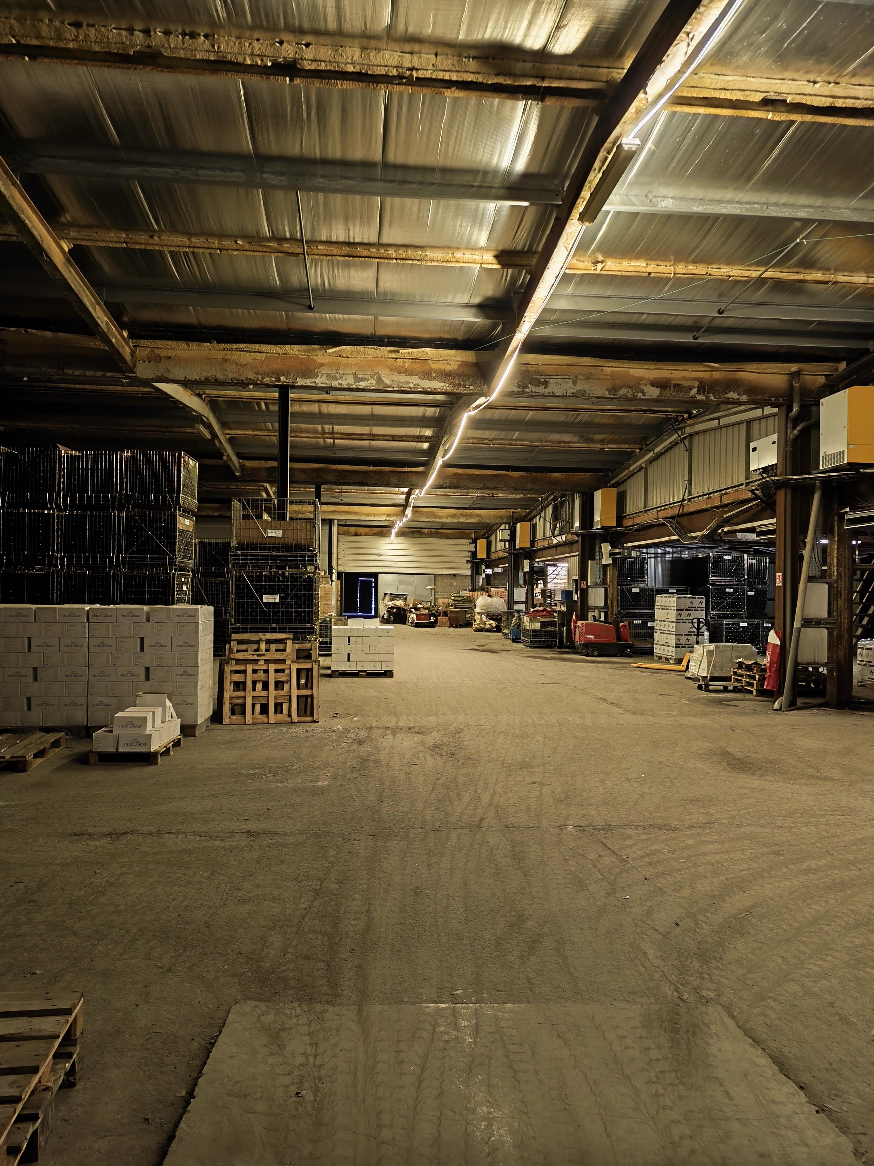 Bâtiment de stockage industriel isolé divisible de 5000m2