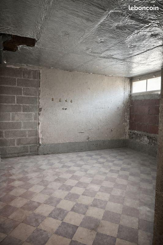 Location caves de 3 à 15m²