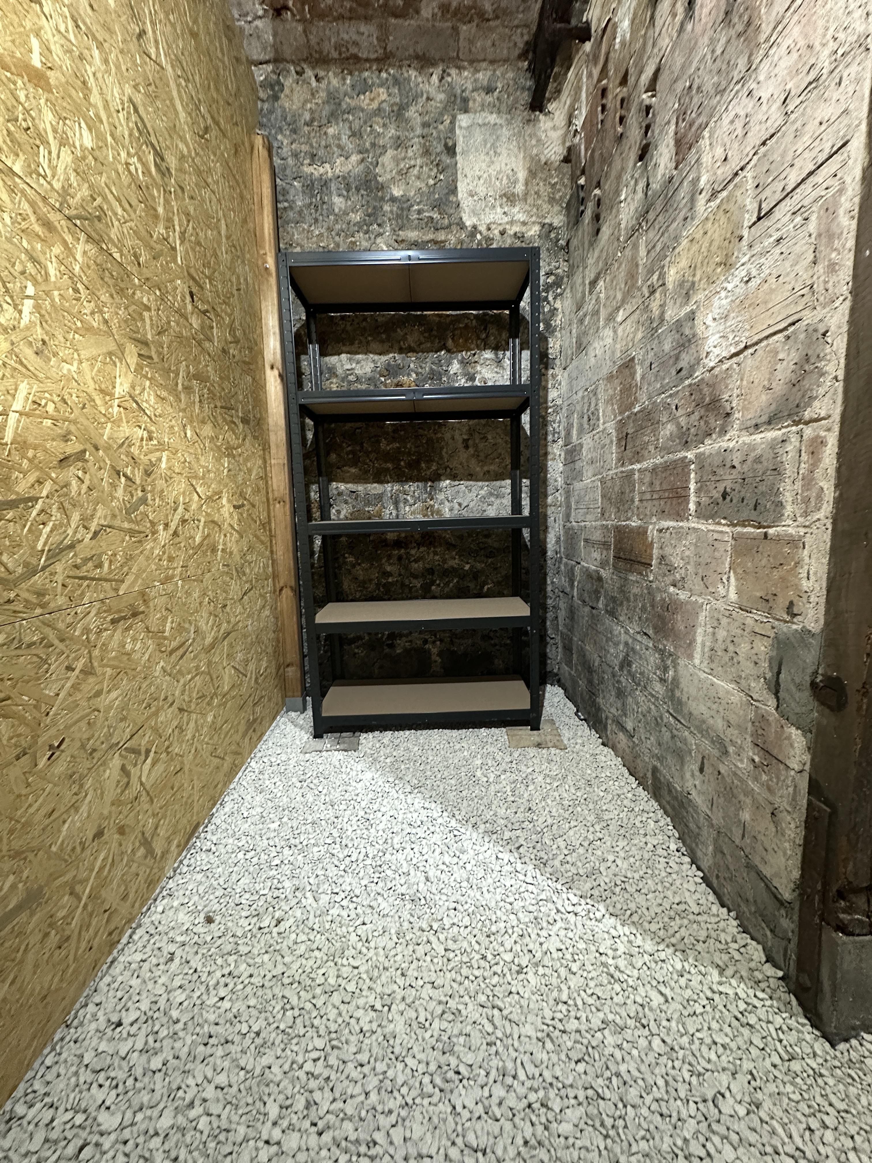 Cave / Box de stockage 3m2 Triangle d’or