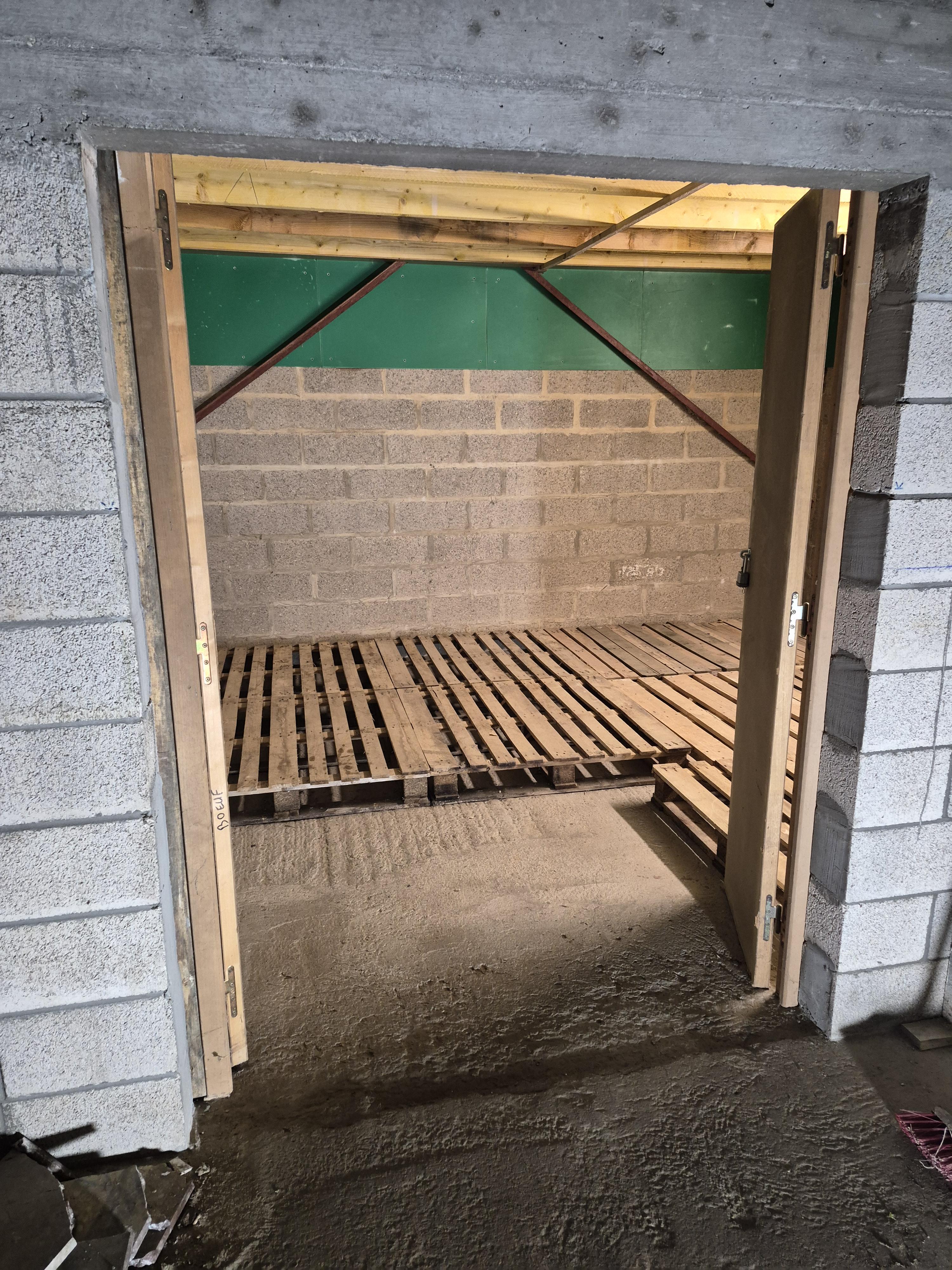 Box de stockage. 15 m2 Fruges