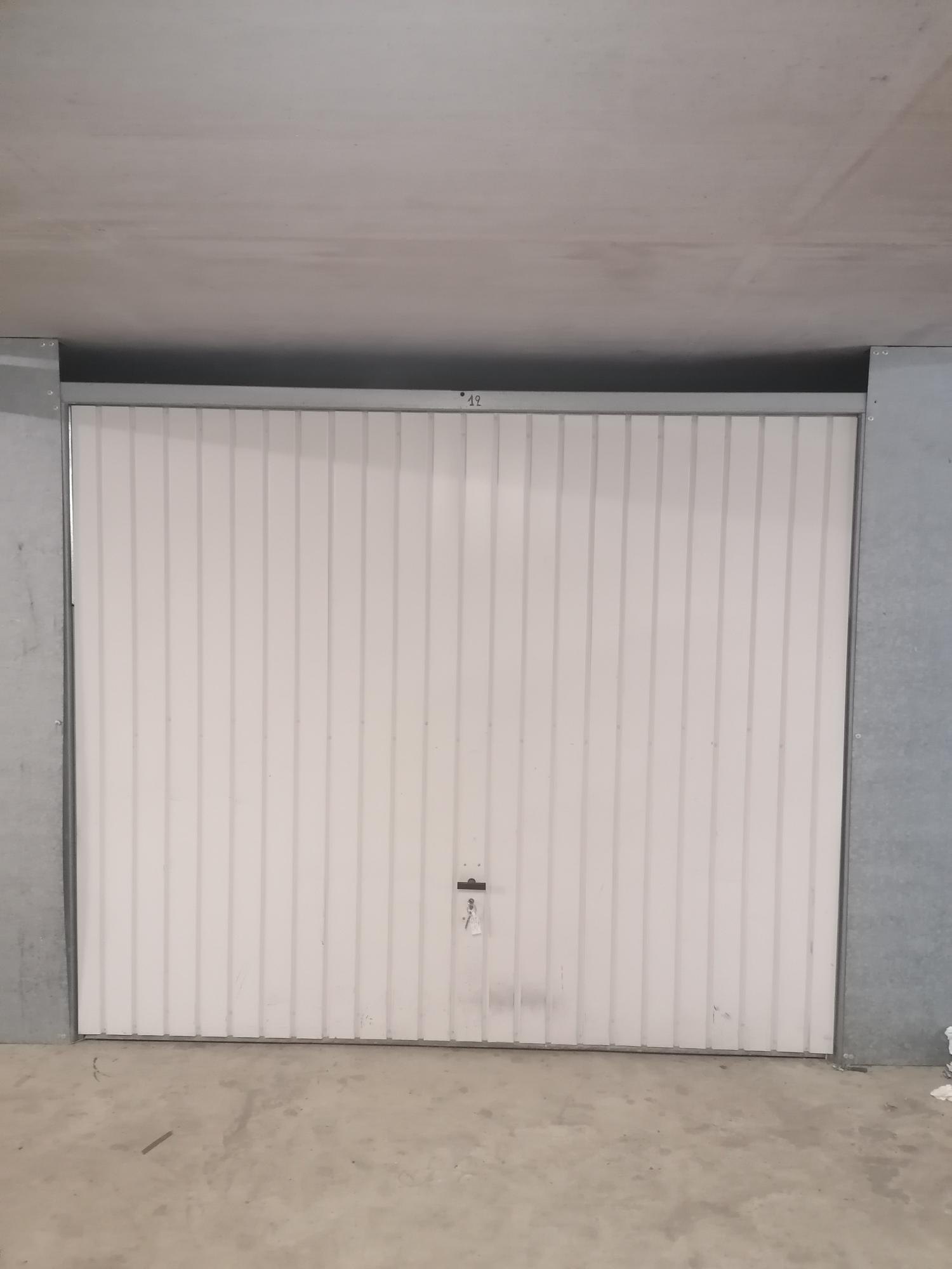 Garage/Box 17m² à Vitré
