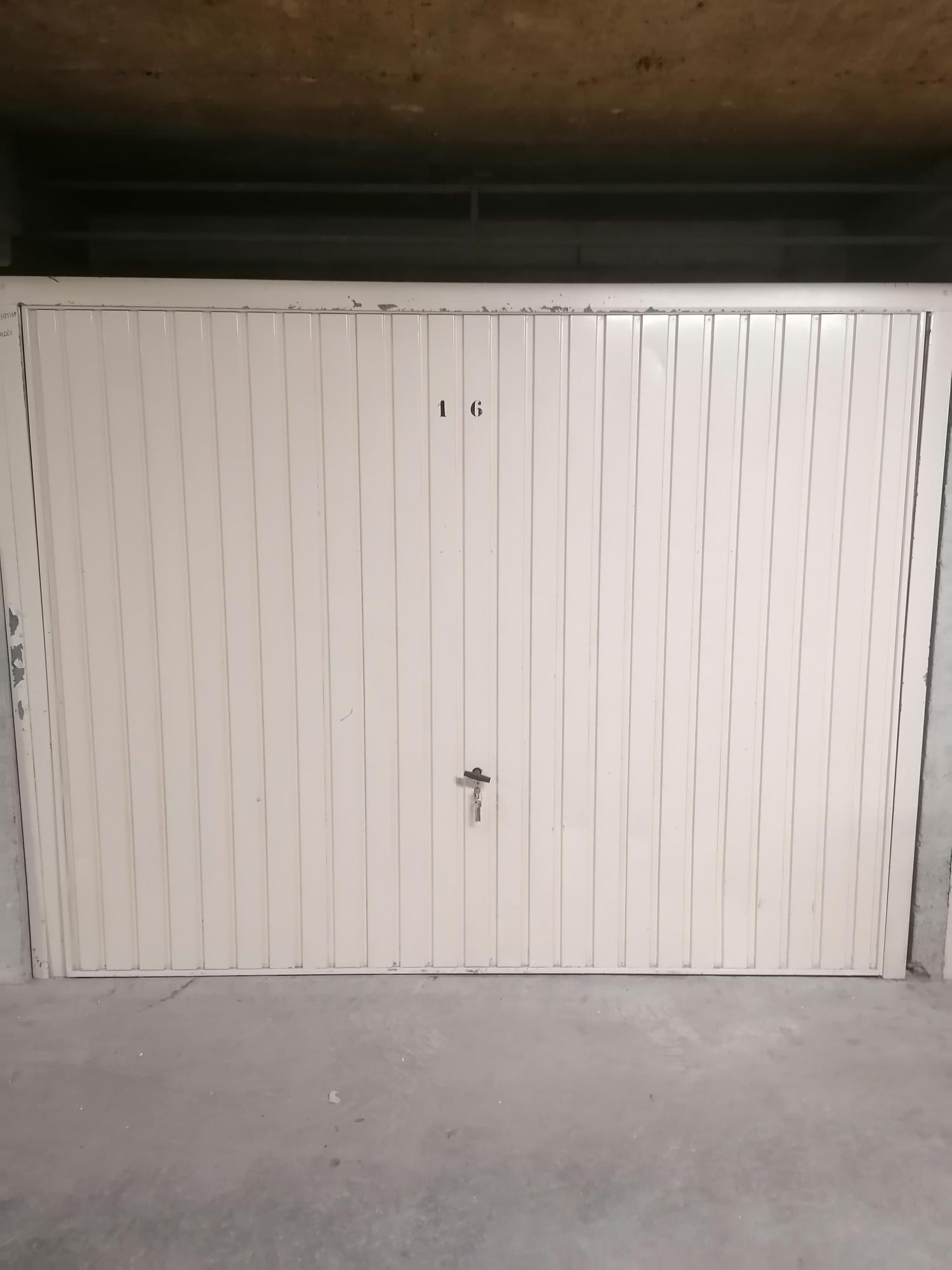Garage/Box 14m² à Vitré
