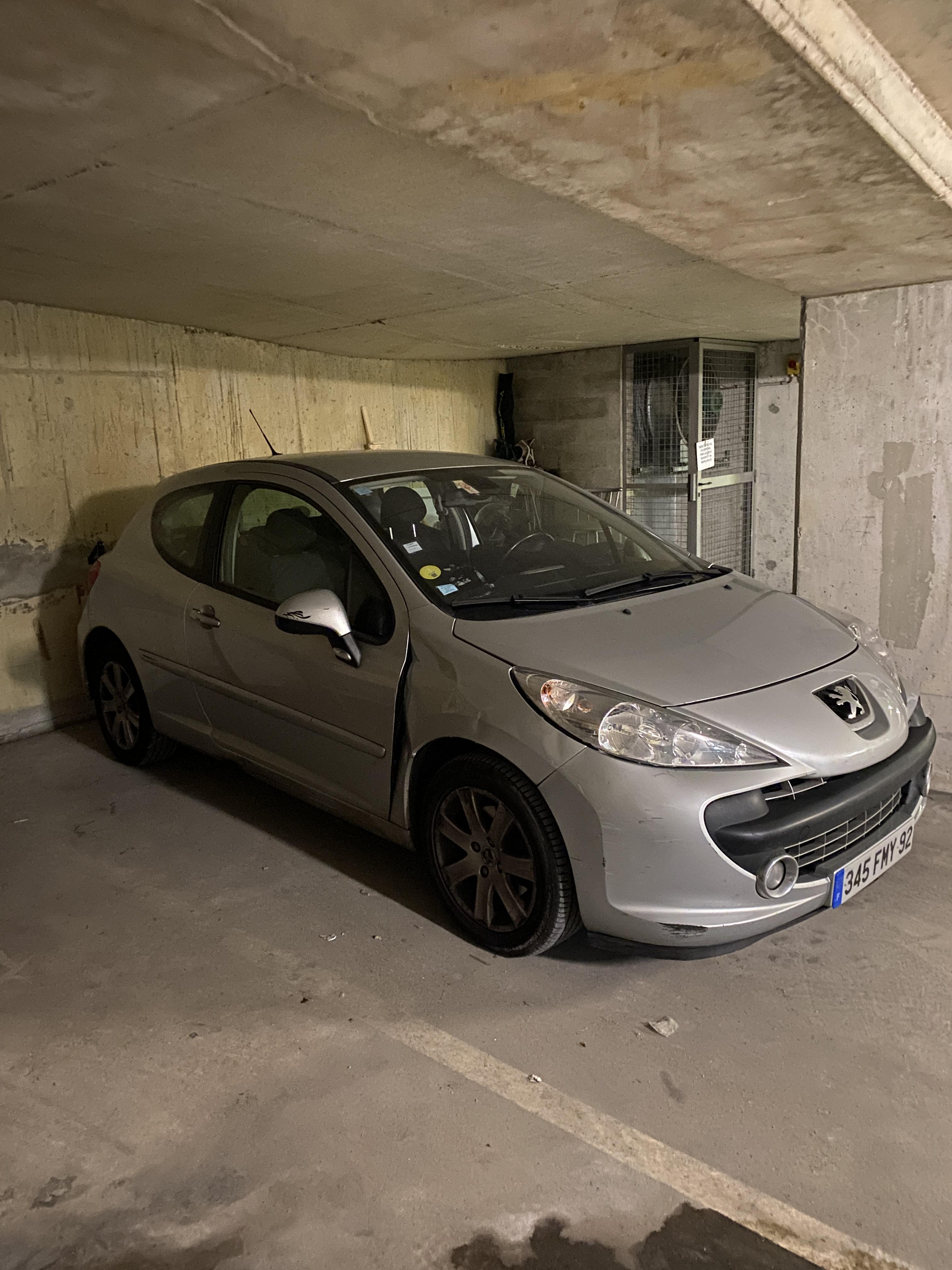 Place de parking 12 m² XXXXX