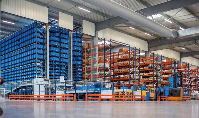 stockage sécurisé - 20m2- Proche de Lyon