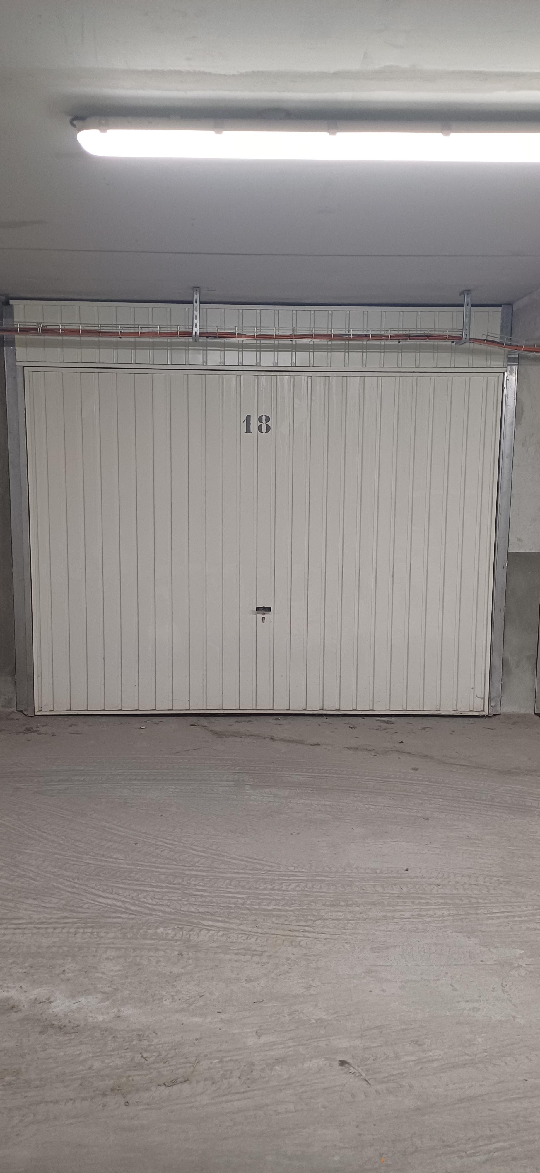 Garage/Box - 16m² - Le Beausset
