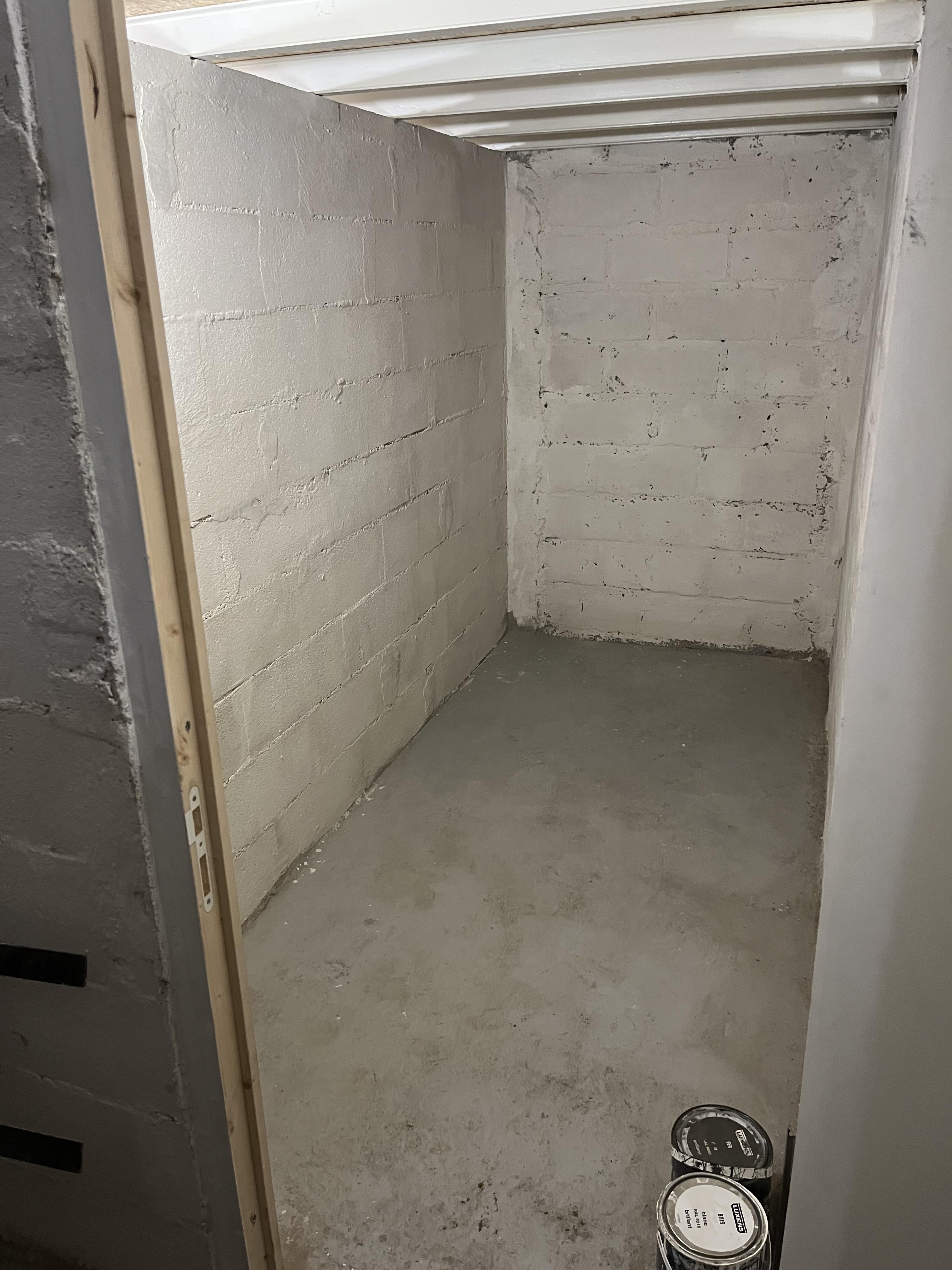 CAVE / STOCKAGE