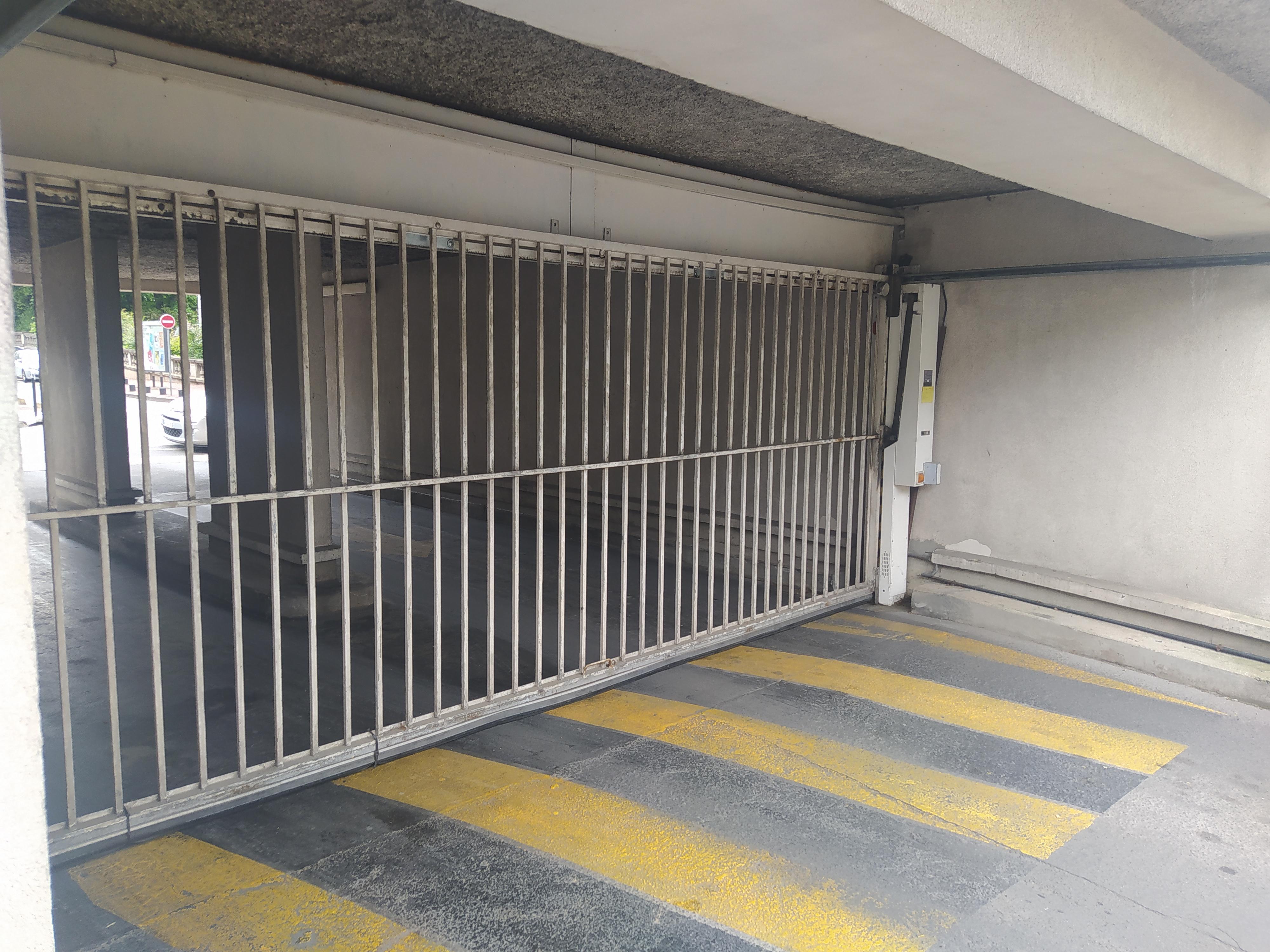 BOX OUVERT 12 m2