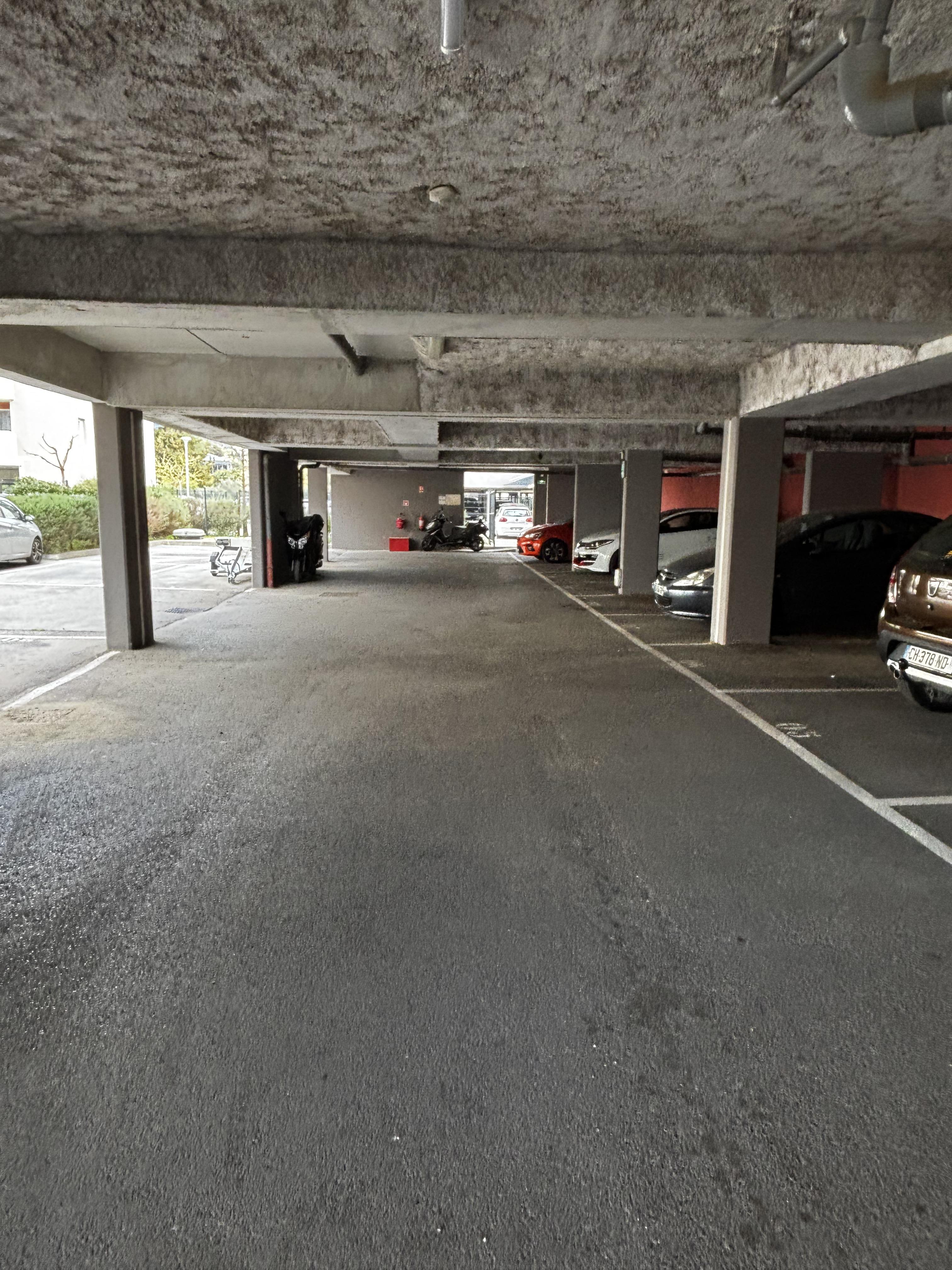 Parking - 13m² - Le Lavandou