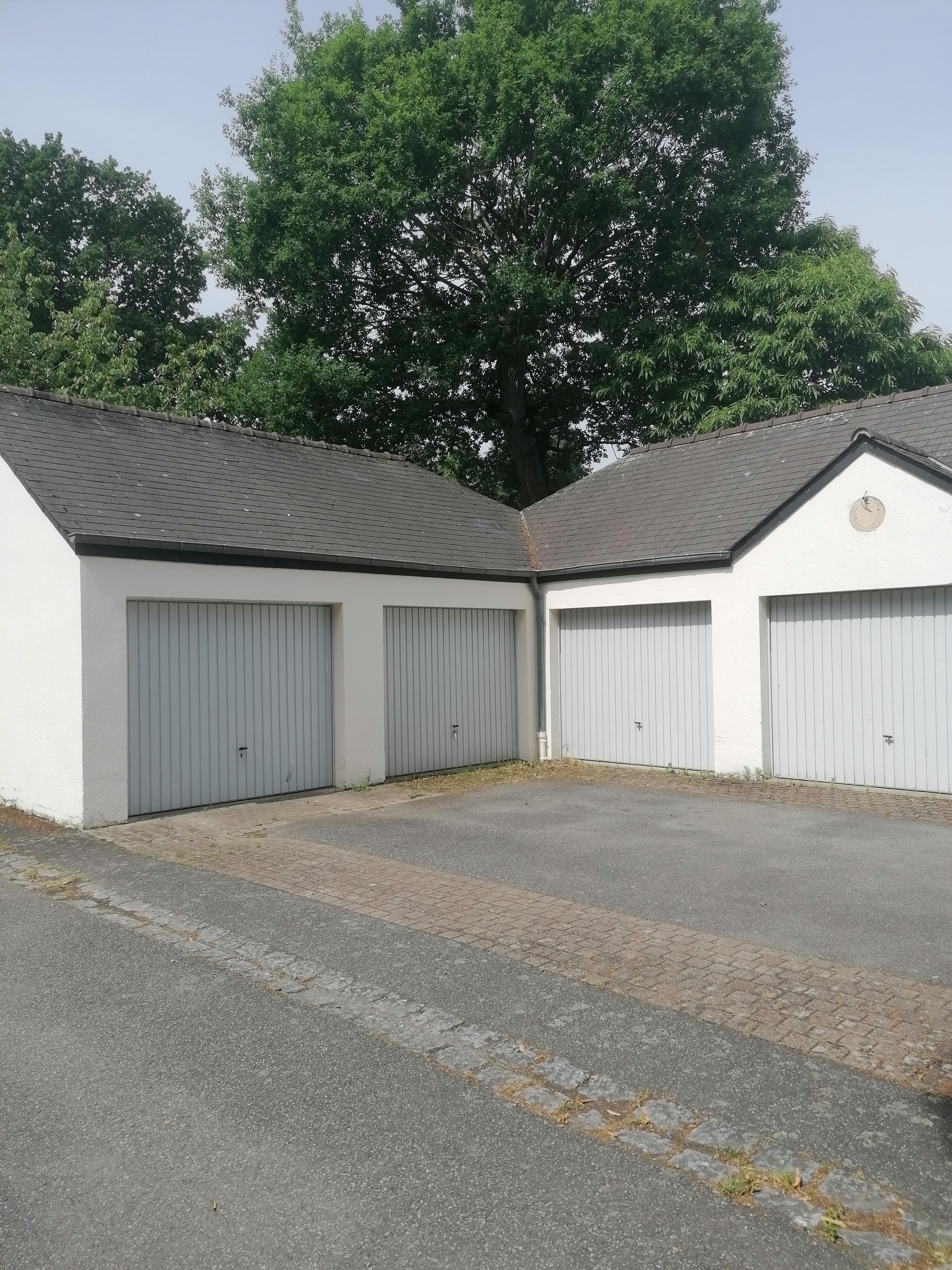 Garage/box 15m² à Le Rheu