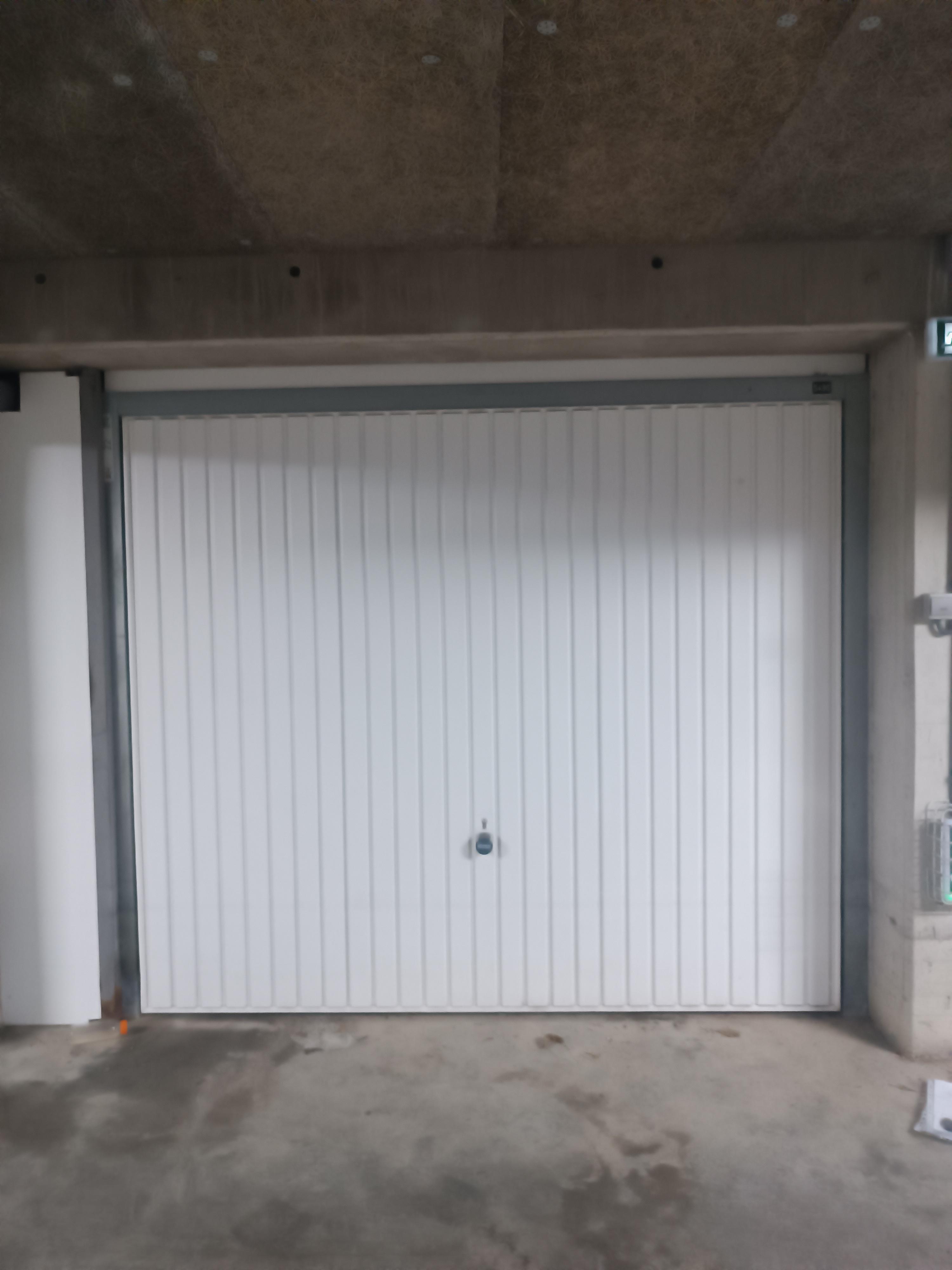 Garage/Box 13m² à Villeneuve-Tolosane