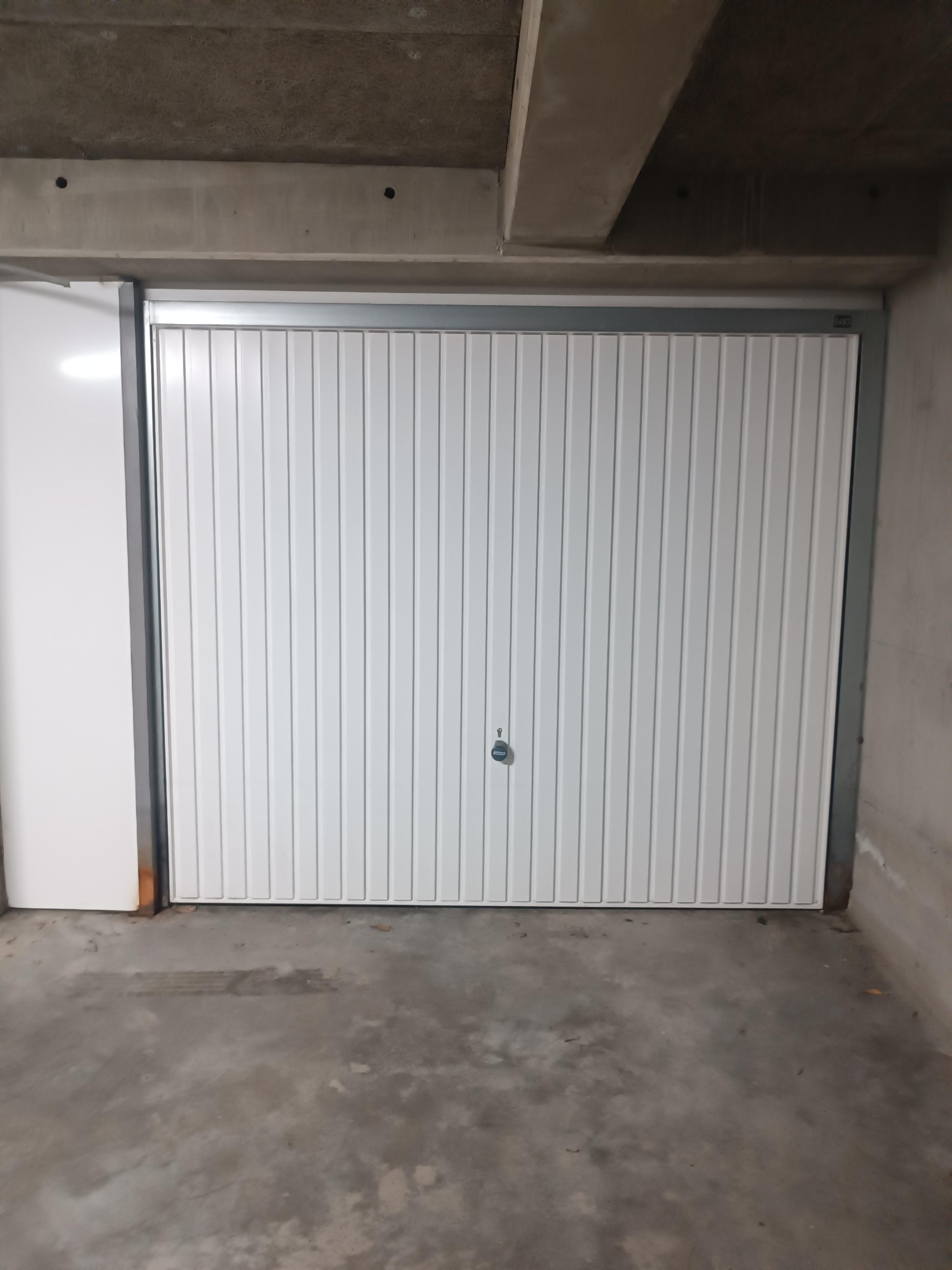 Garage/Box 13m² à Villeneuve-Tolosane